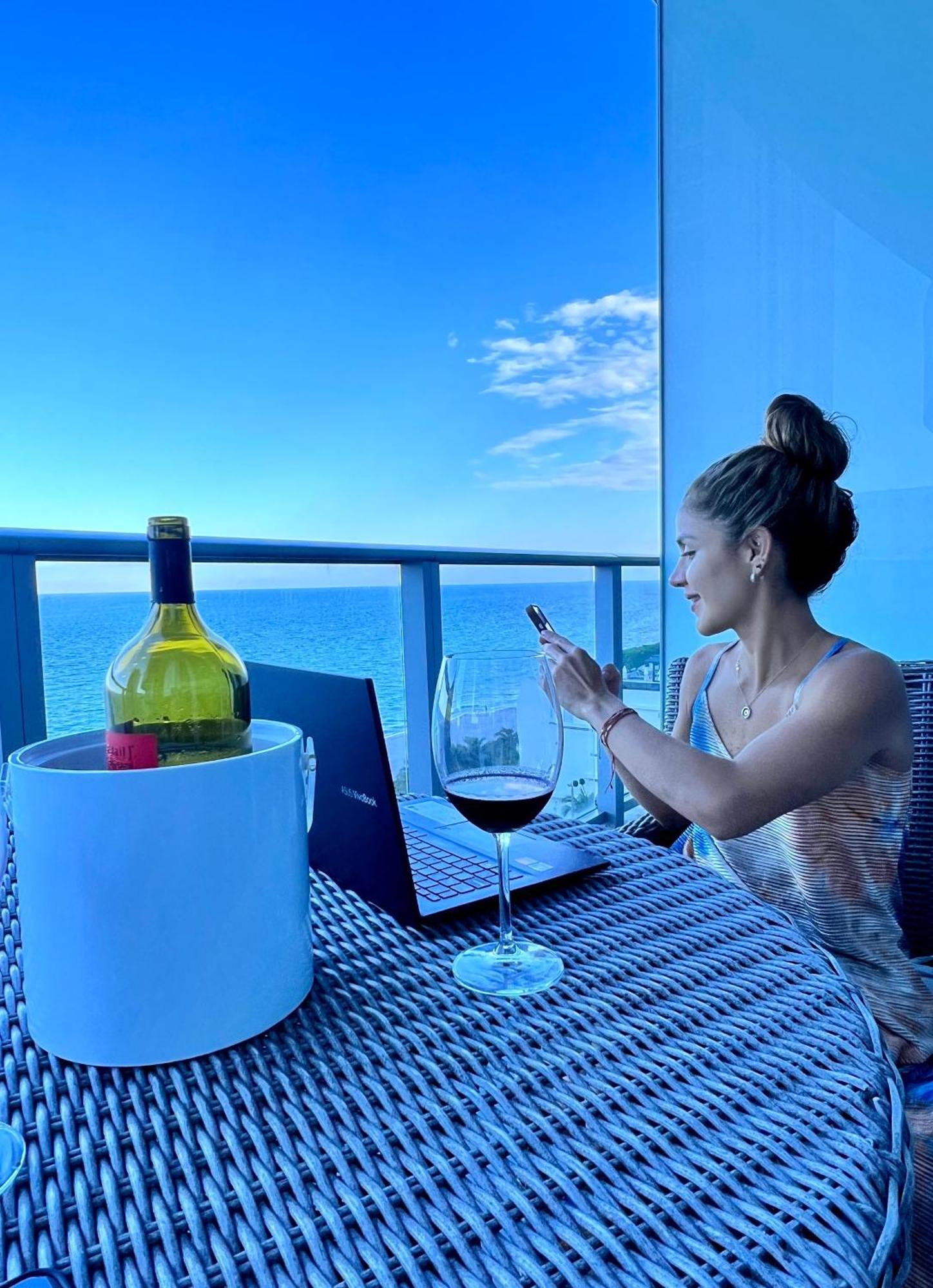 Direct Oceanfront - Hyde Hollywood