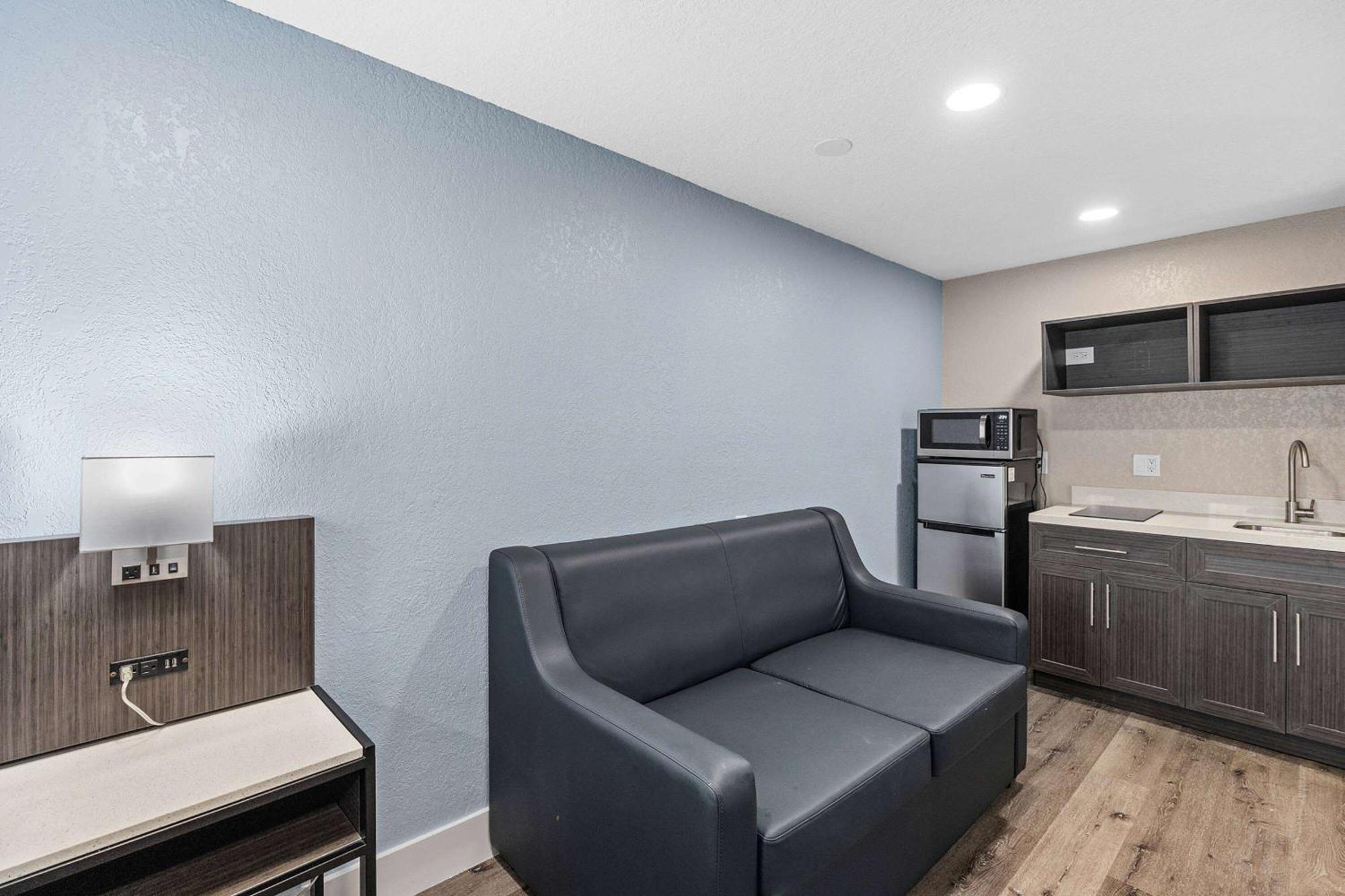 Hotel Super 8 By Wyndham Kissimmee-orlando Four Corners