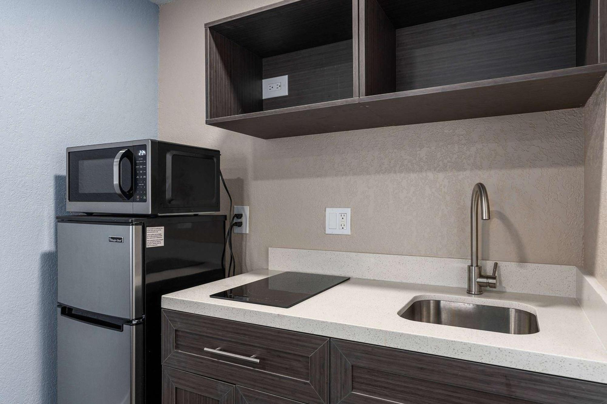 Super 8 By Wyndham Kissimmee-orlando Hotel