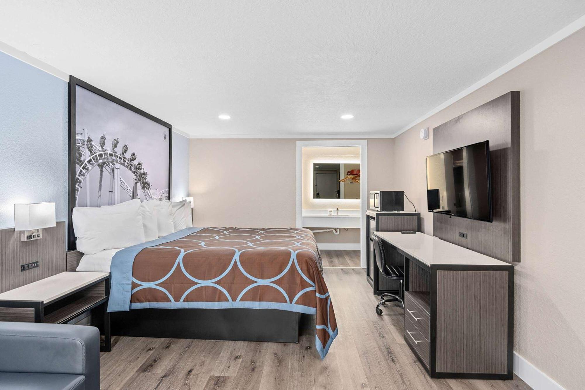 Super 8 By Wyndham Kissimmee-orlando