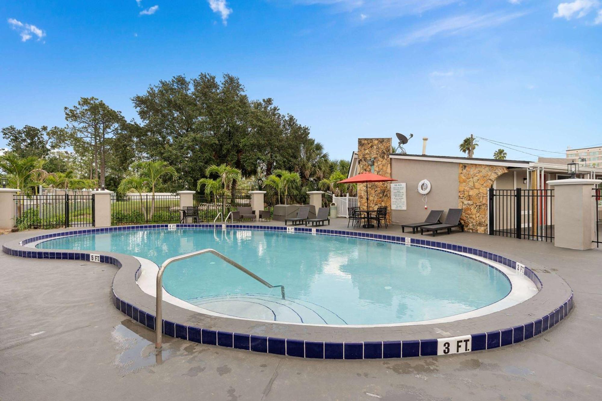 Super 8 By Wyndham Kissimmee-orlando Hotel Four Corners