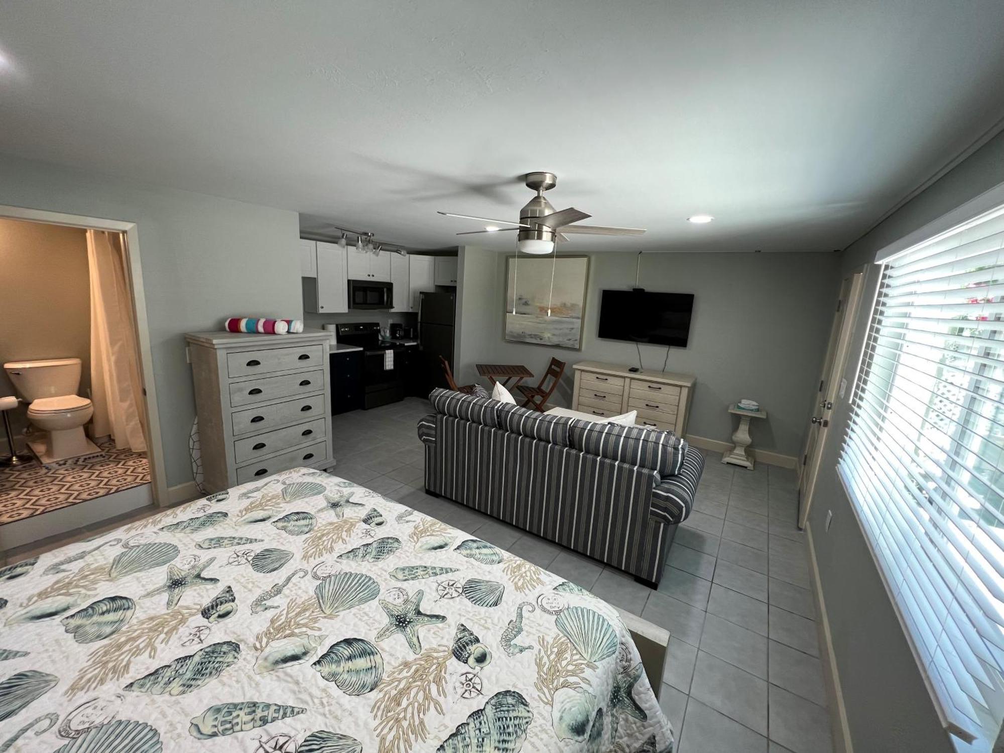 Inn Tarpon Tale 3*