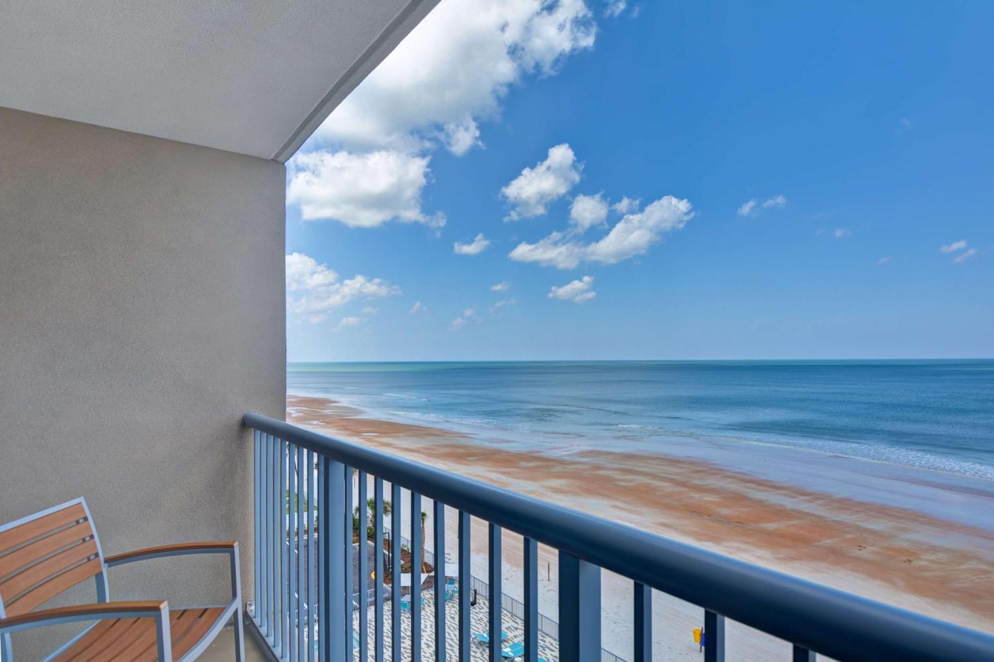 Home2 Ormond Oceanfront, Fl 3*