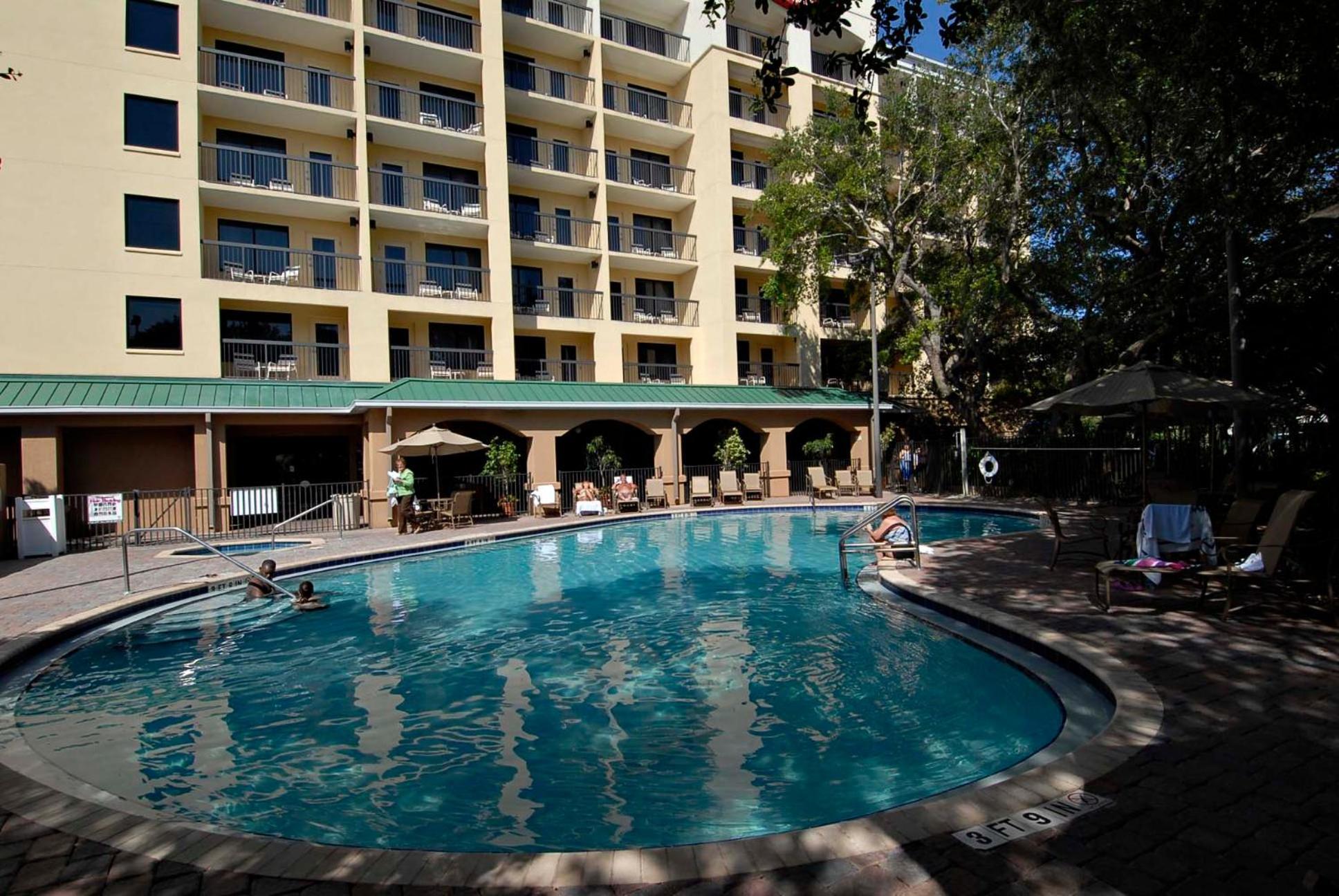 Courtyard By Marriott Cocoa Cape Canaveral Cocoa Beach