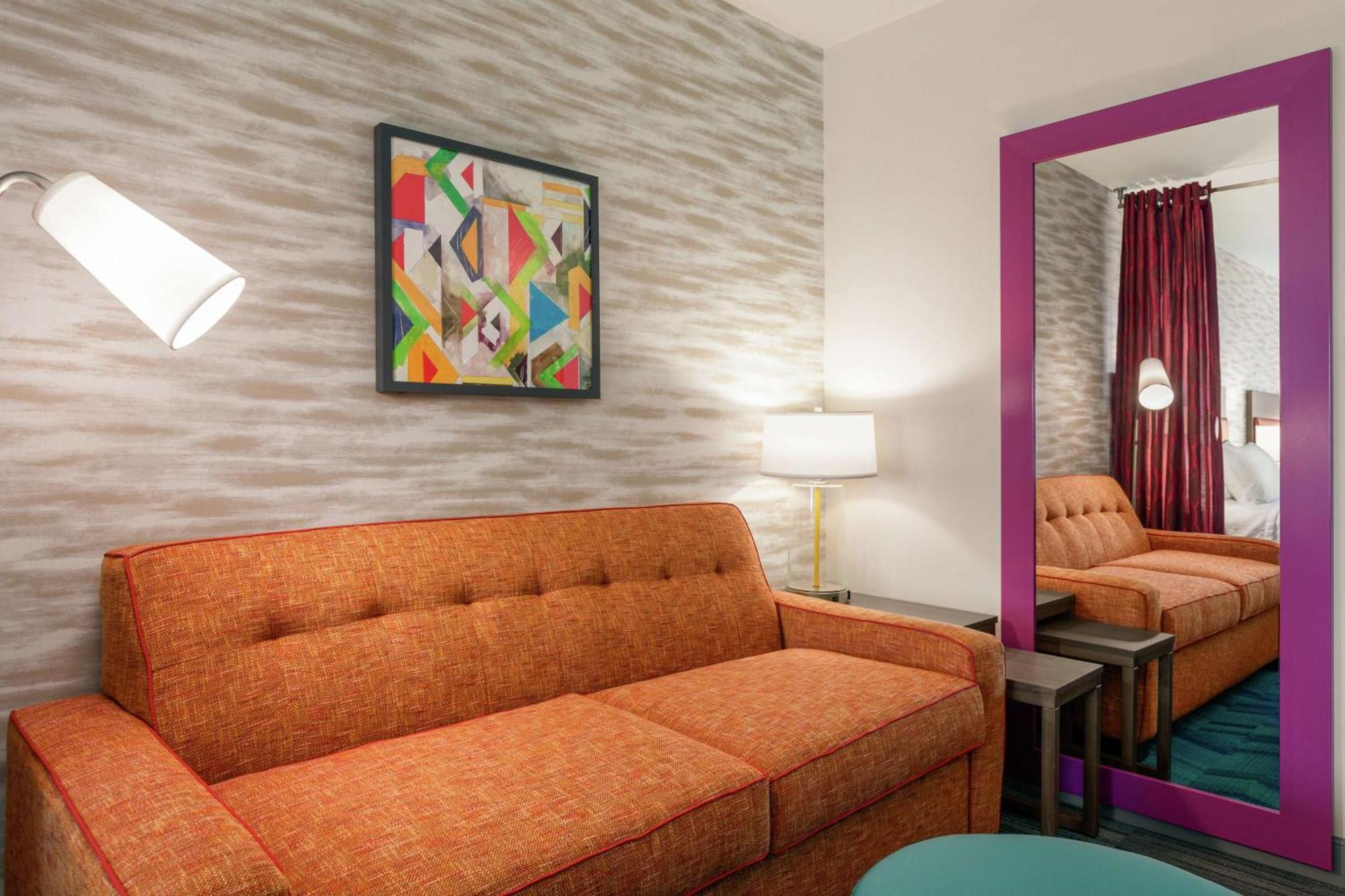 Home2 By Hilton Sarasota Bradenton Airport Hotel 3*
