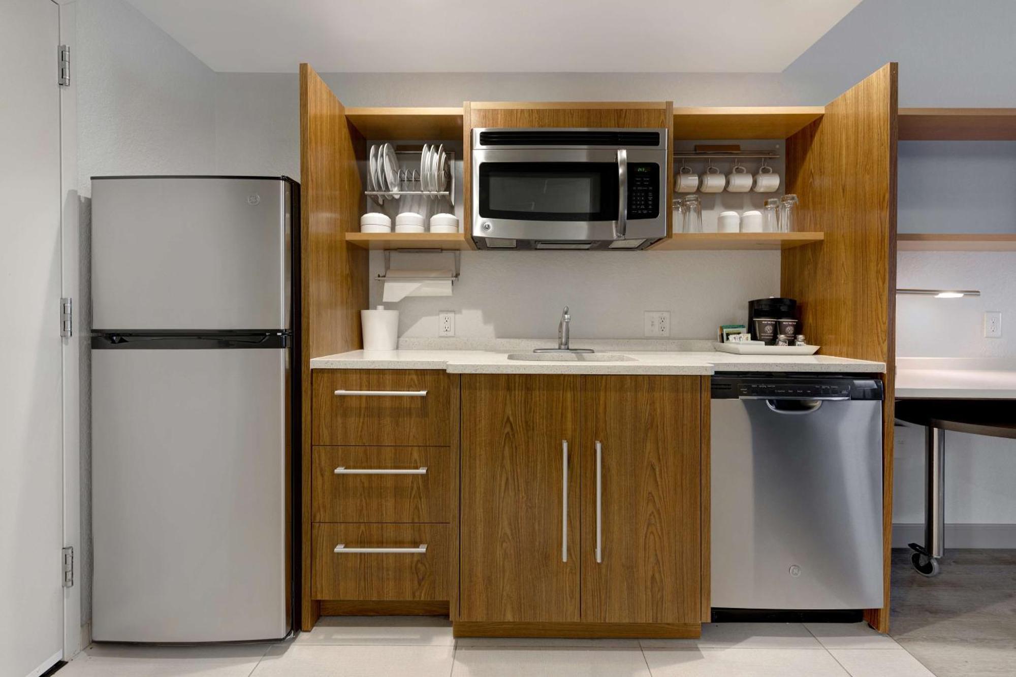 Home2 By Hilton Orlando International Drive South - Free Shuttle To Theme Parks Hotel 3*