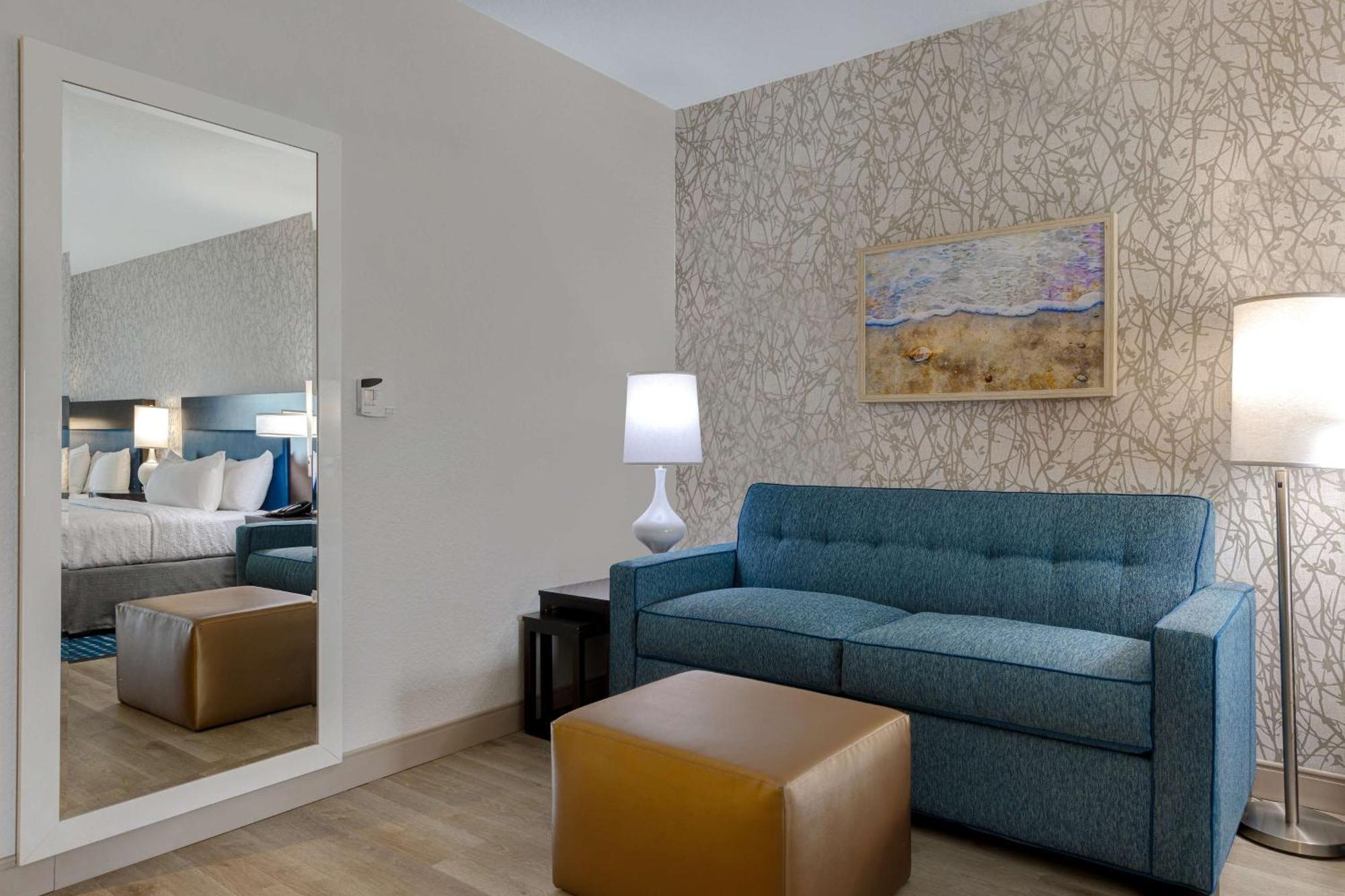 Hotel Home2 By Hilton Orlando International Drive South - Free Shuttle To Theme Parks 3*