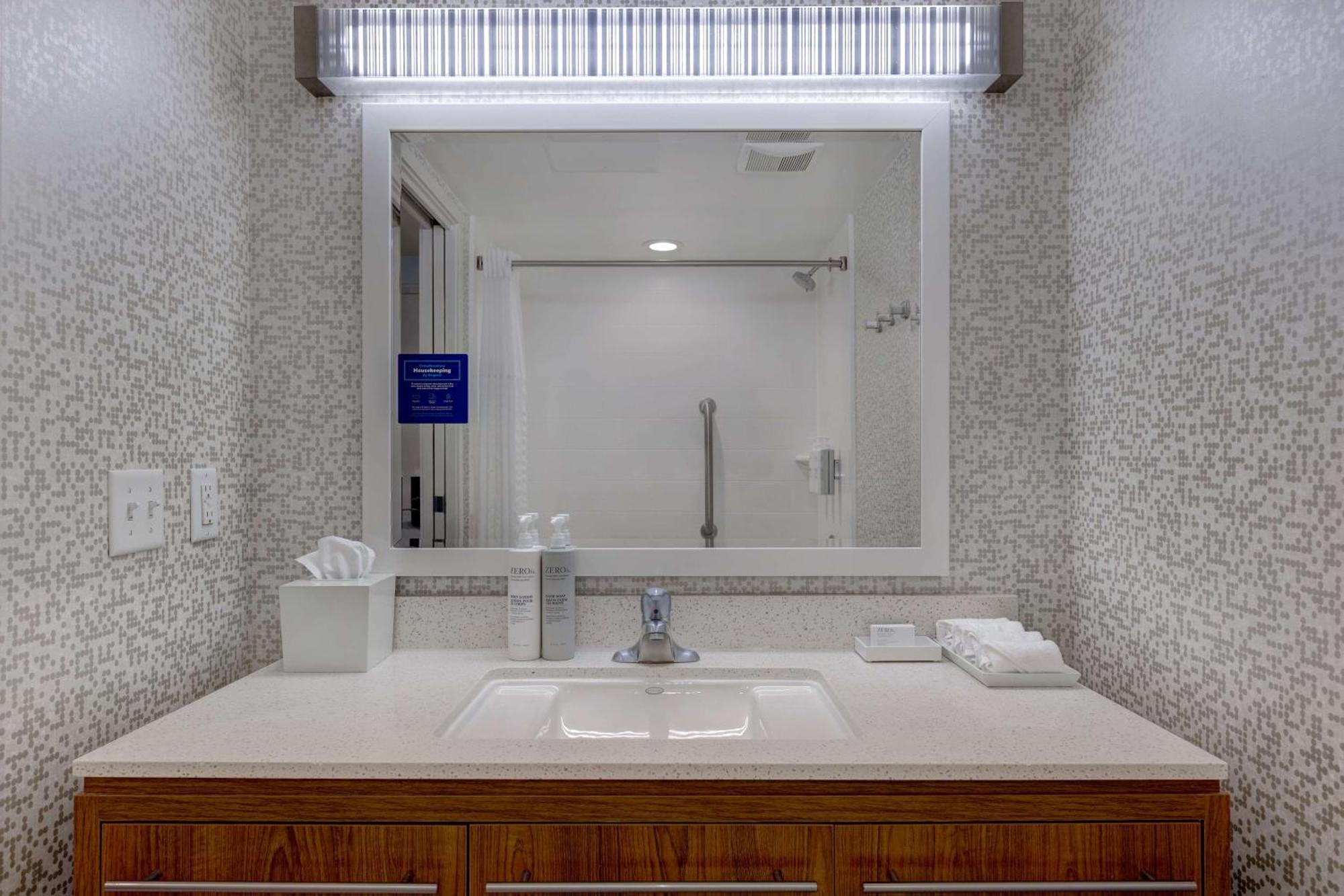 Home2 By Hilton Orlando International Drive South - Free Shuttle To Theme Parks Hotel 3*