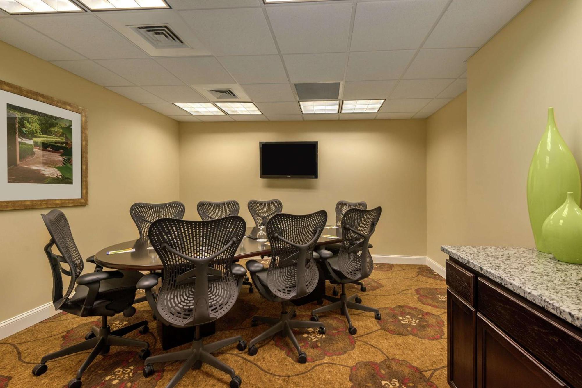 Hilton Garden Orlando East - Ucf Area Hotel