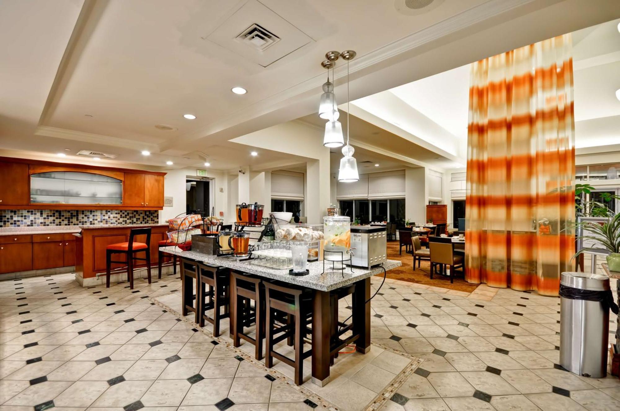 Hilton Garden Tampa North 3*