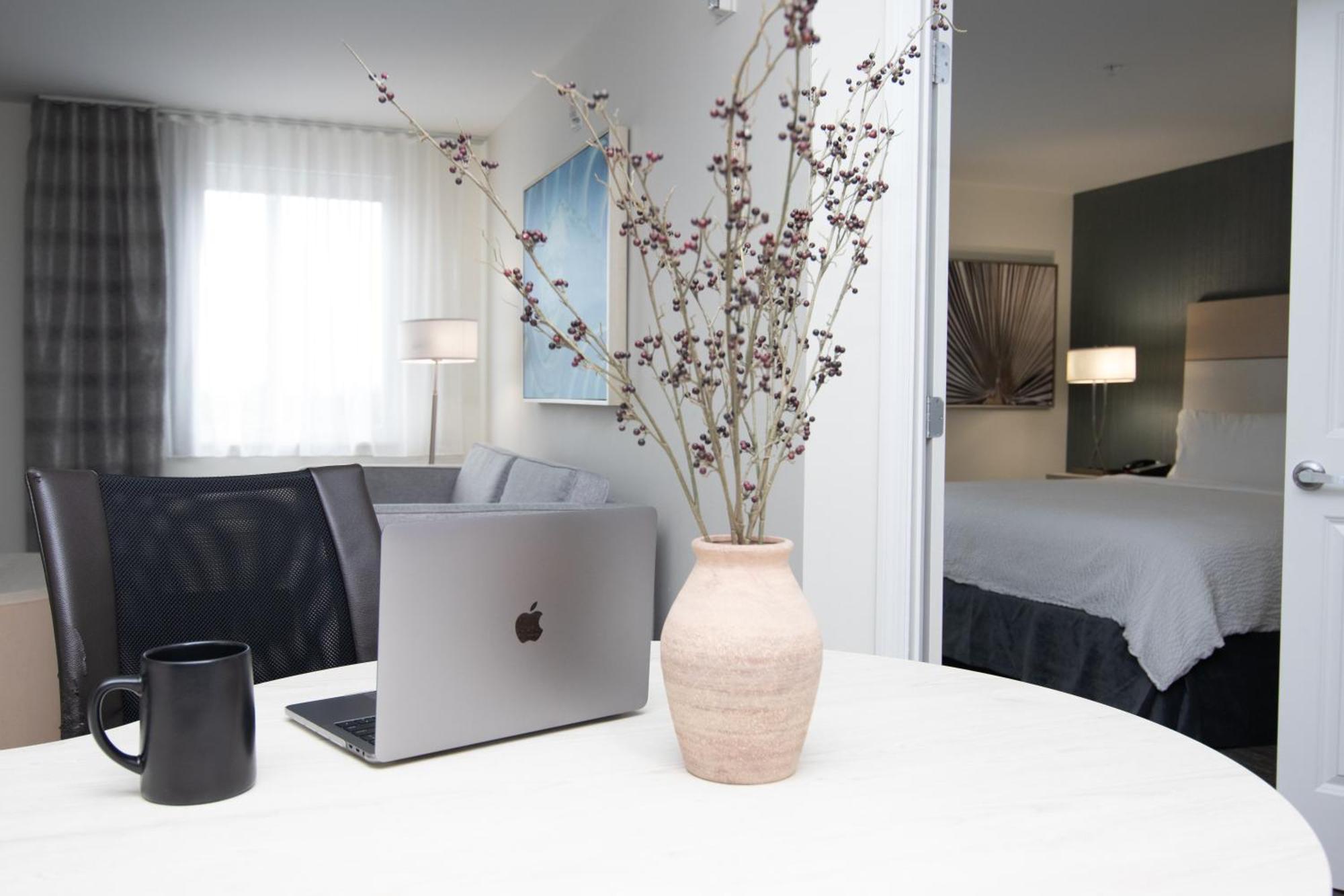 Candlewood Miami Intl Airport - 36th St By Ihg 3*