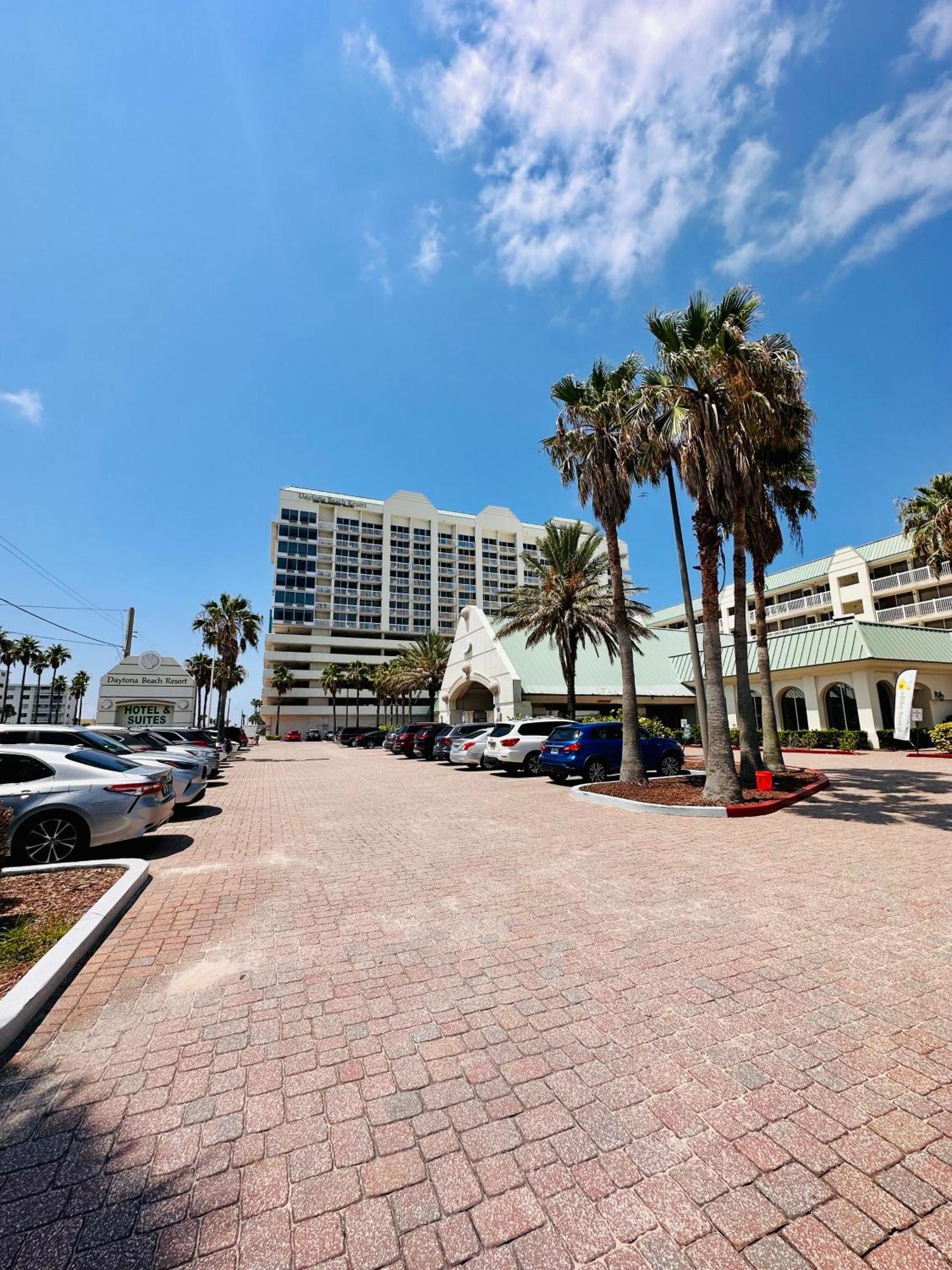 Daytona Oceanfront Condostudio