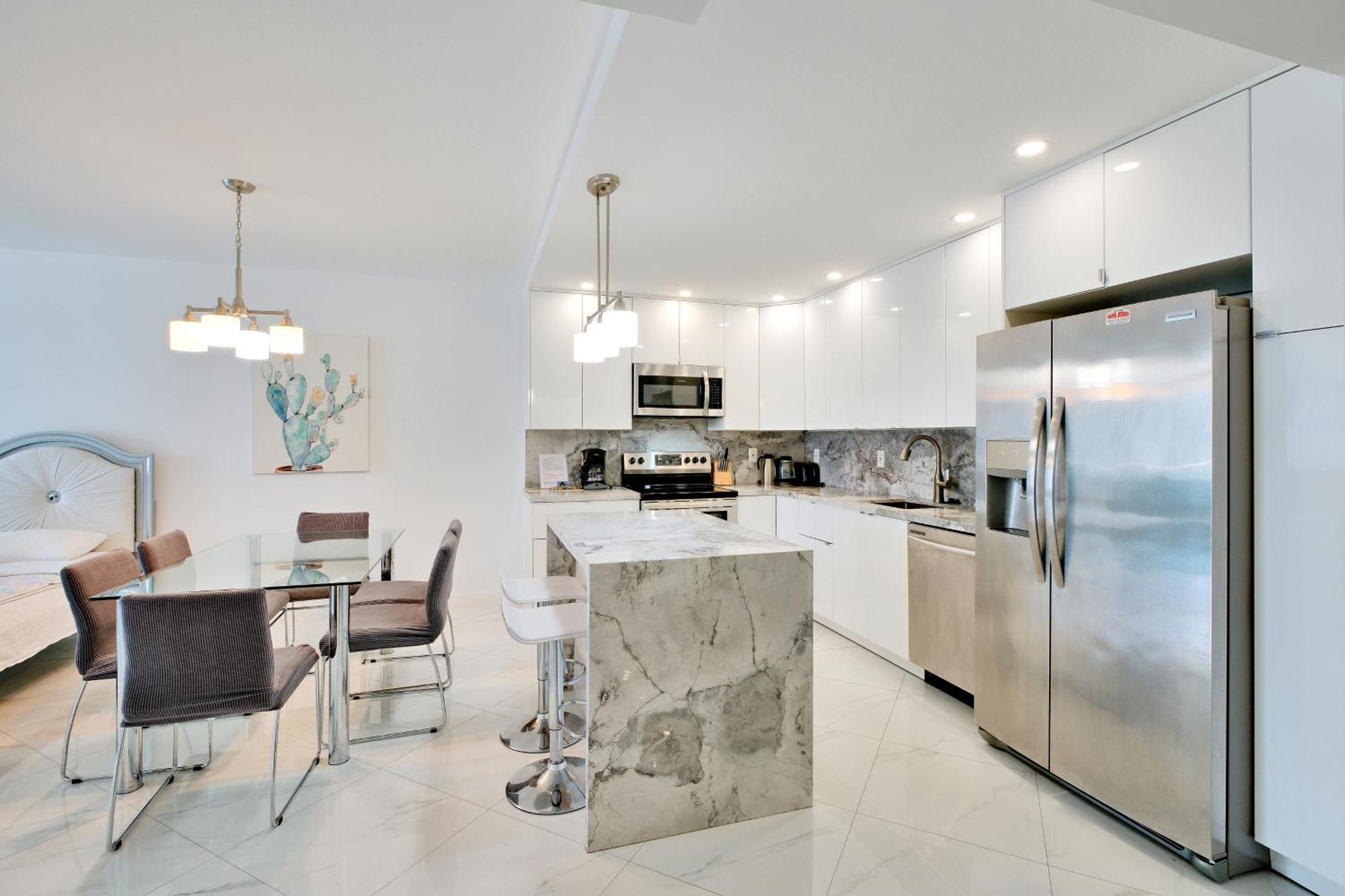 Apartment Miami Oceanview Oasis Collins Ave Free Parking *