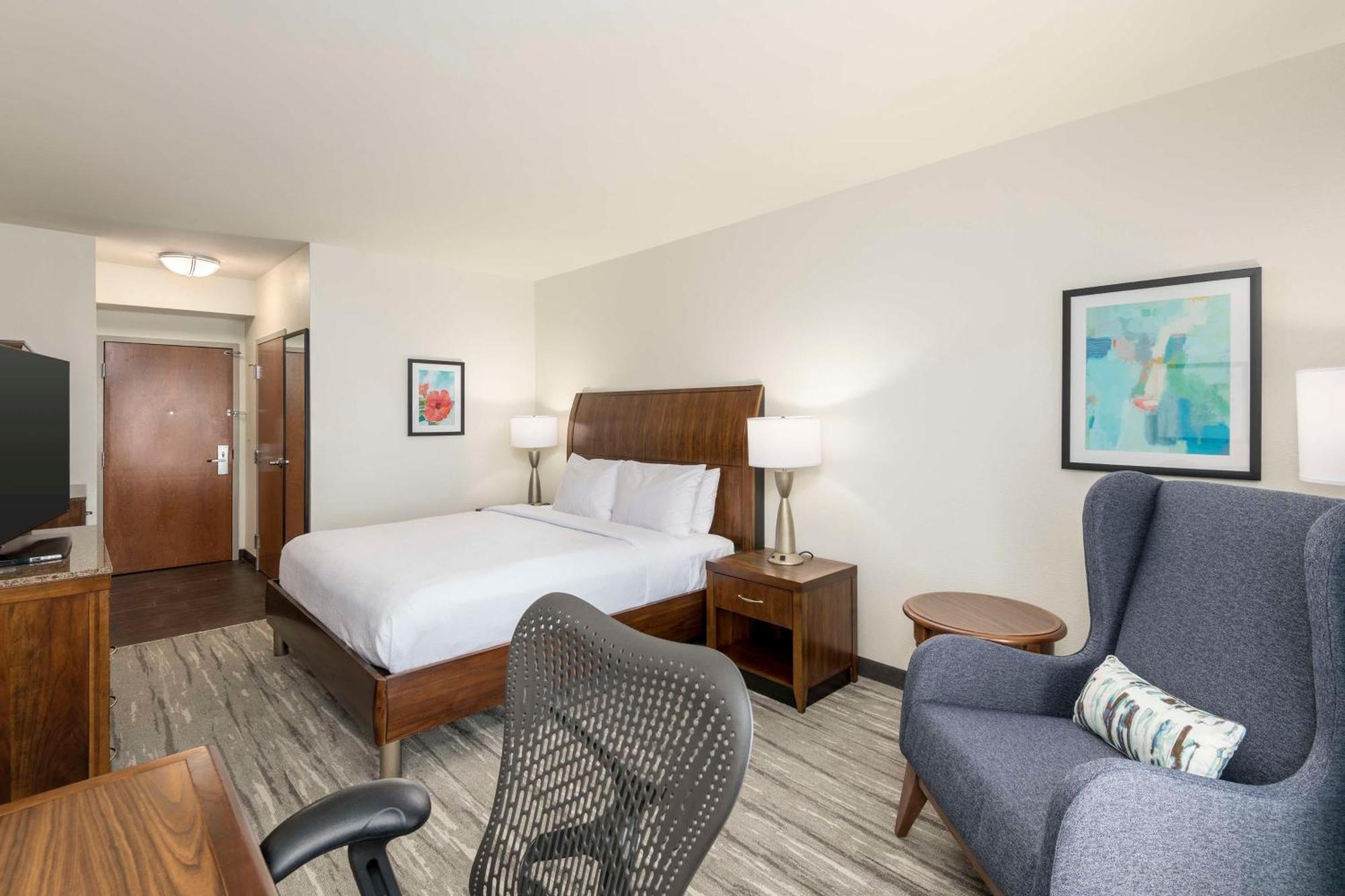 Hilton Garden 3*