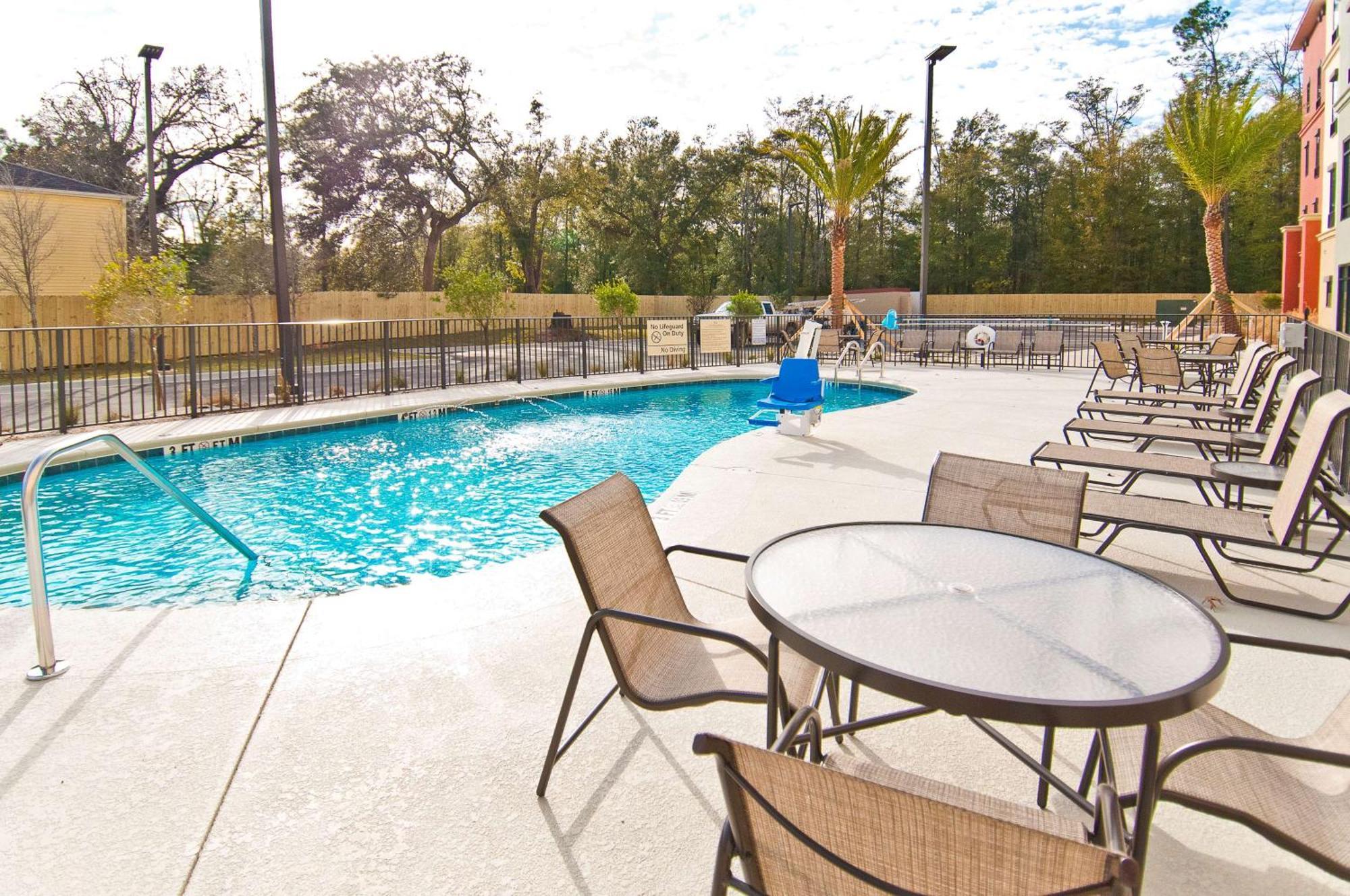 Hotel Hampton & Pensacola/i-10 Pine Forest Road Pensacola