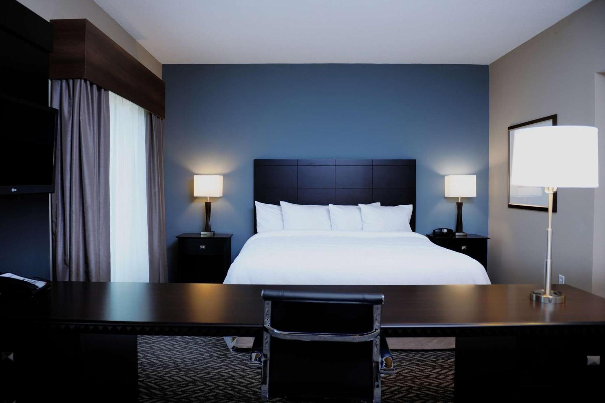 Hotel Hampton