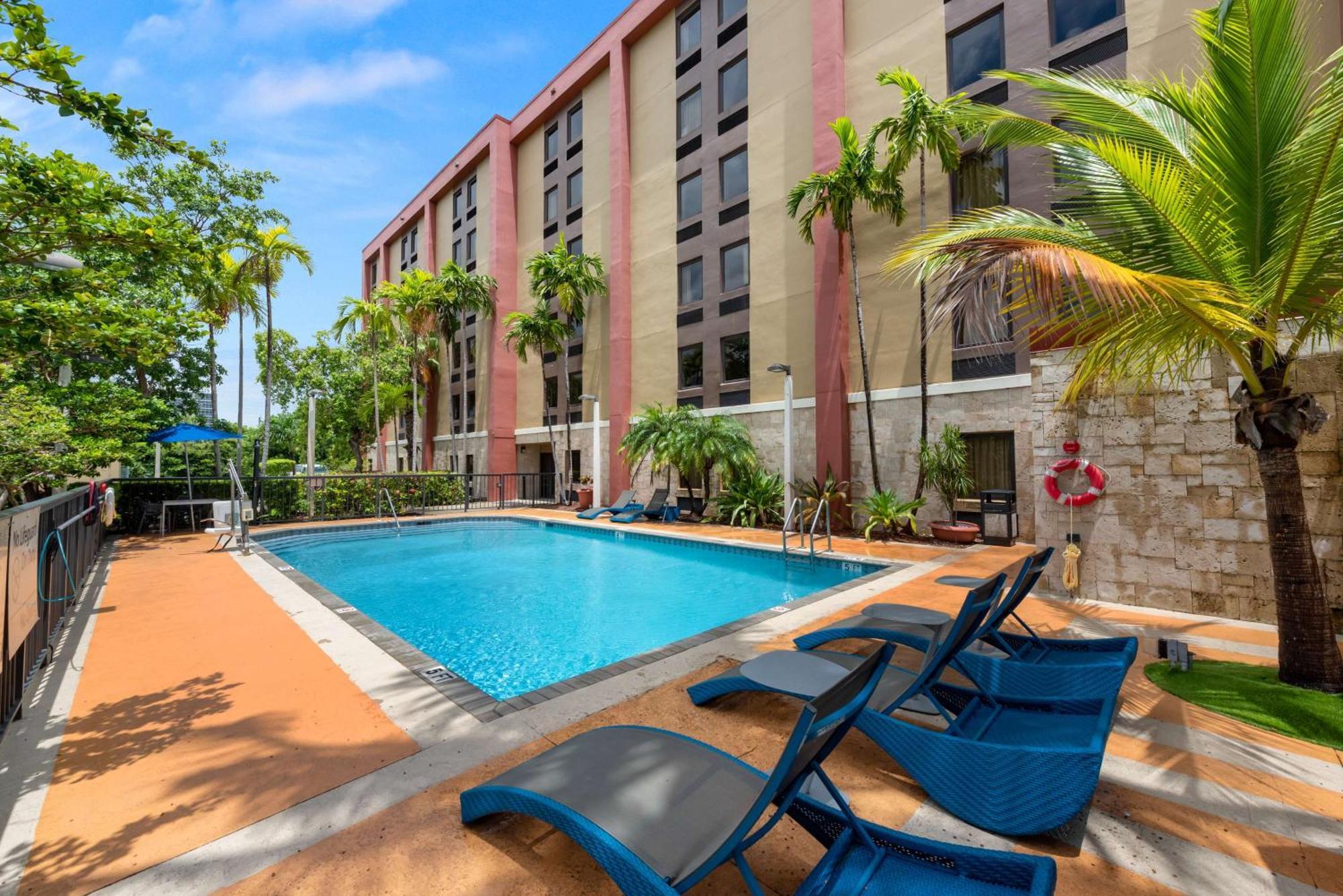Hampton Miami-airport West Doral