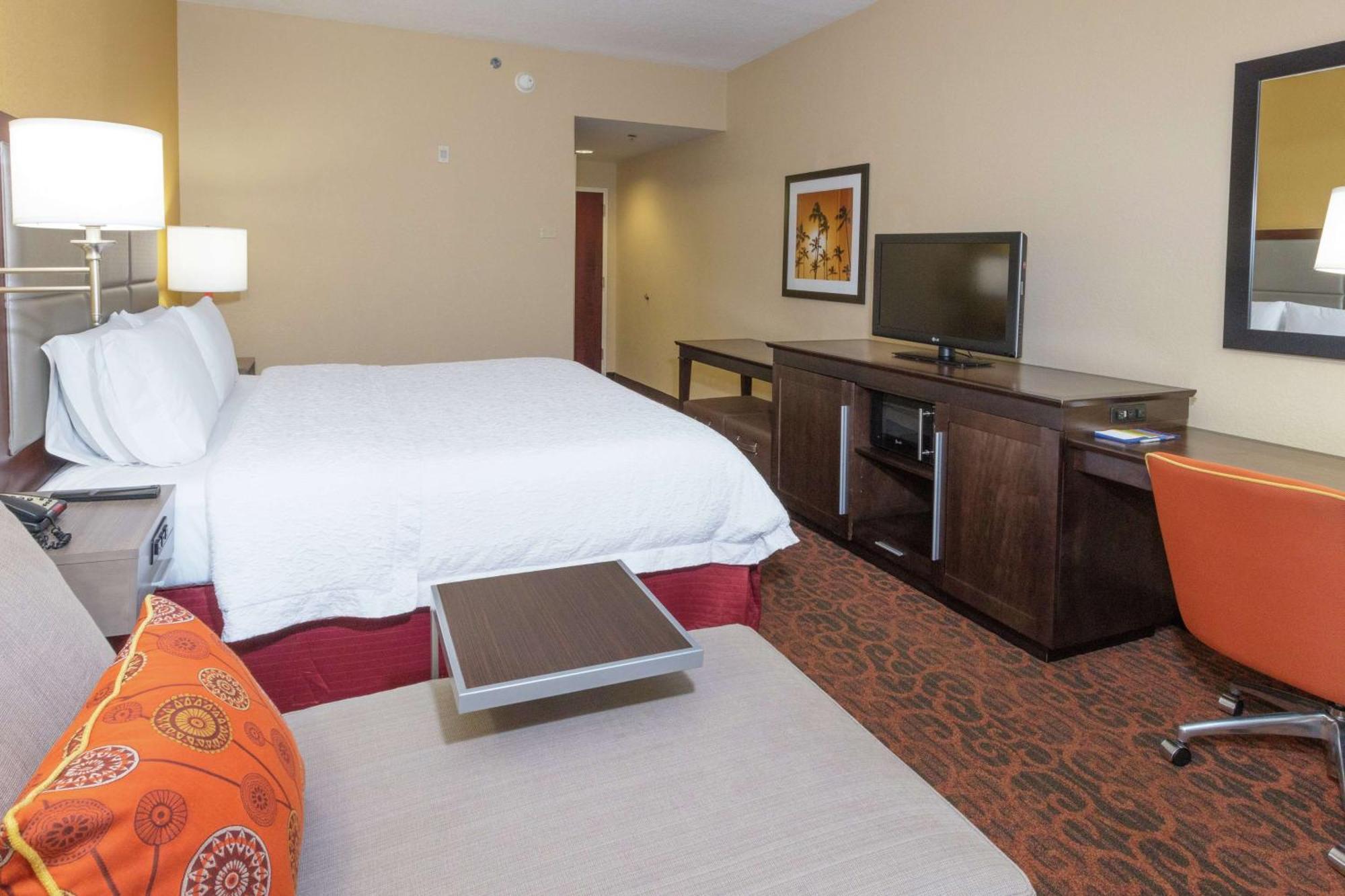 Hampton & Jacksonville-airport Hotel