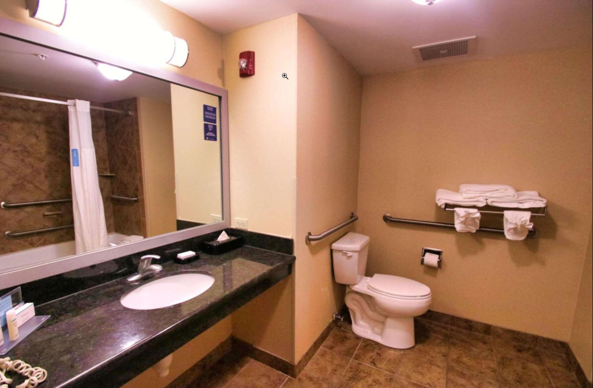 Hotel Hampton & Boulevard/mayo Clinic