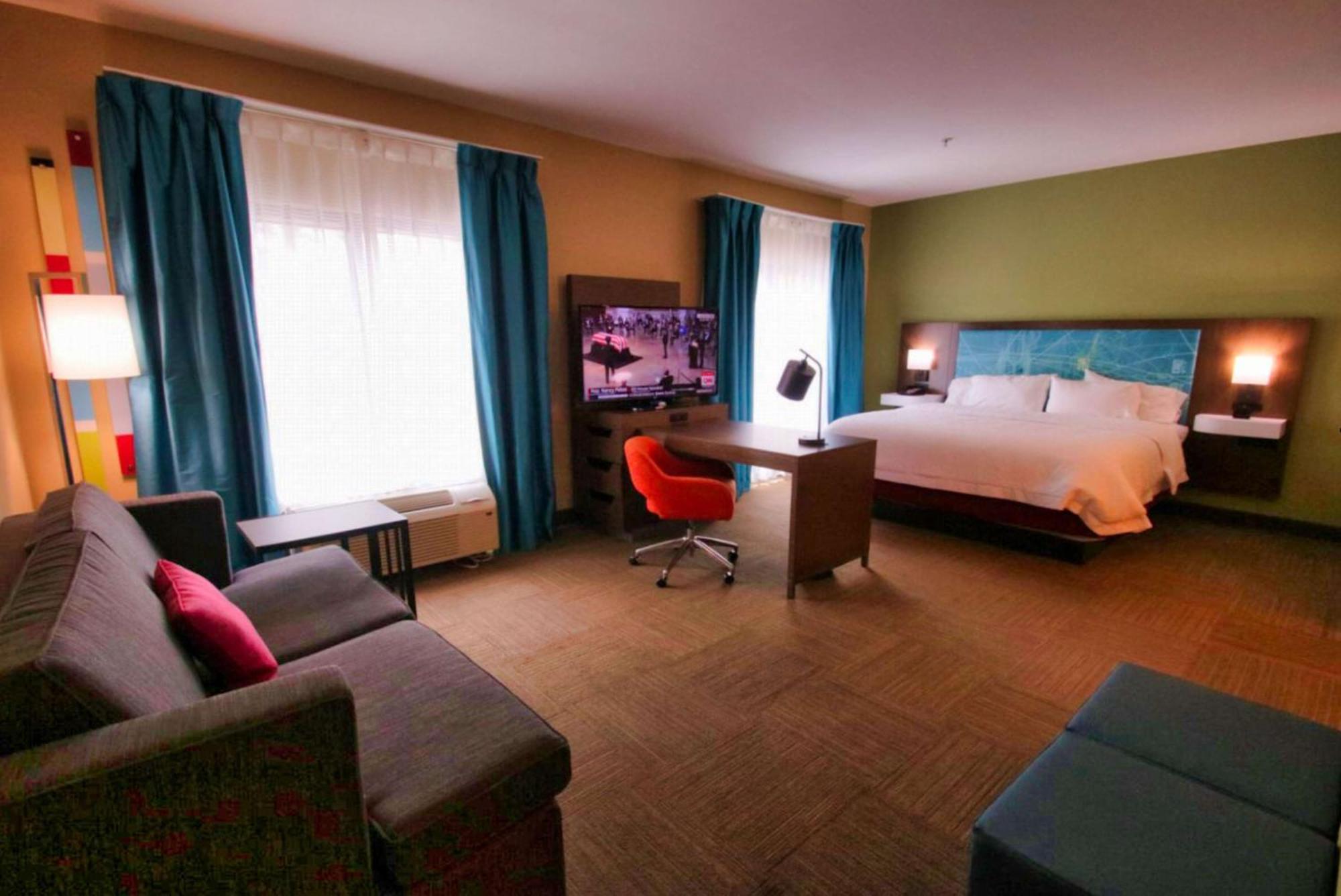 Hotel Hampton & Boulevard/mayo Clinic 3*