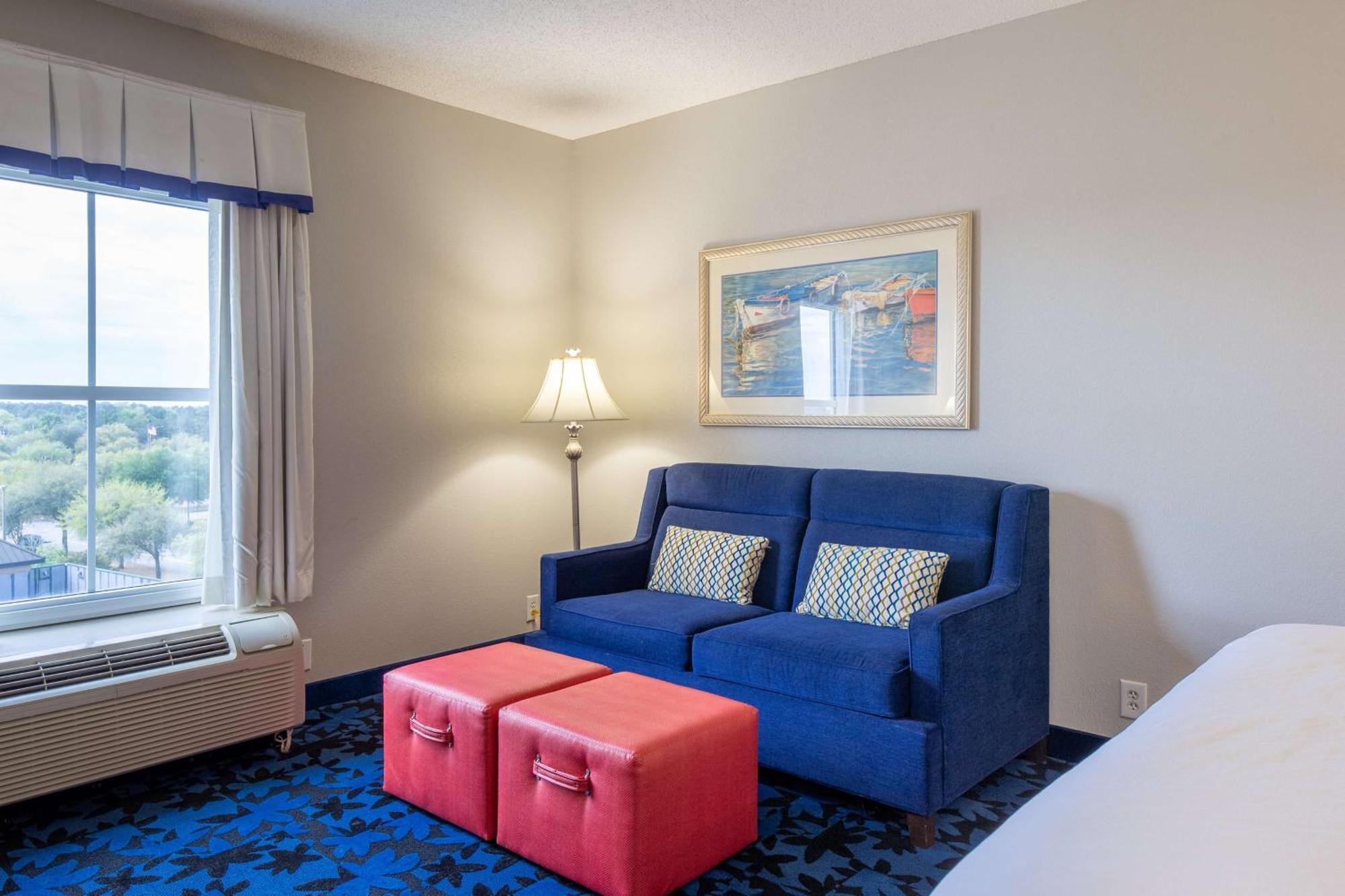 Hampton & Deerwood Park 3*