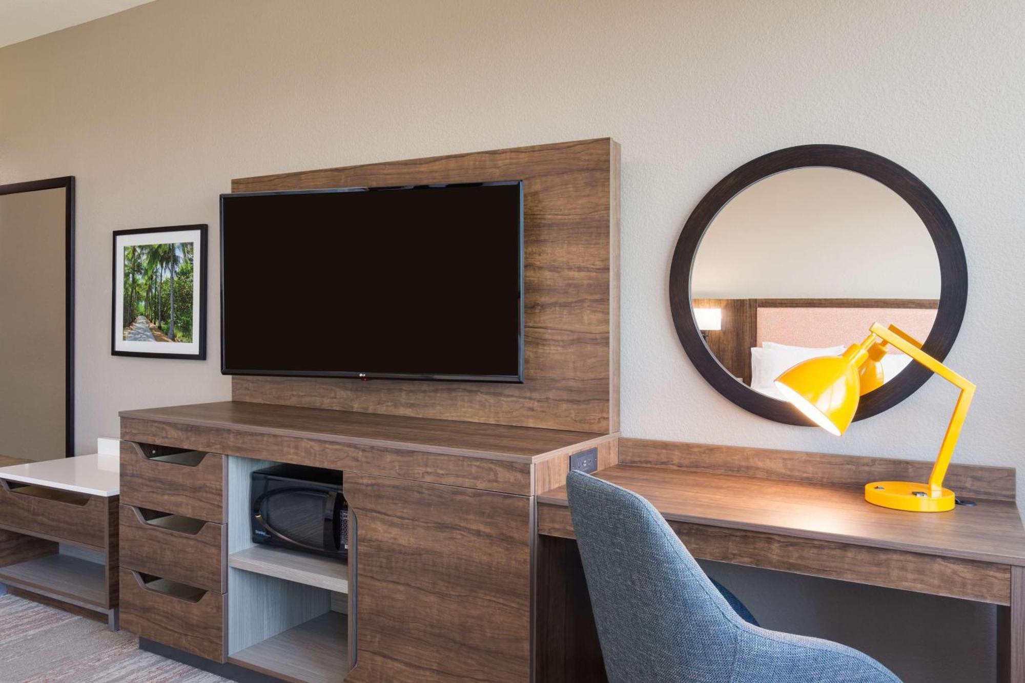 Hotel Hampton & Lauderdale - 3*