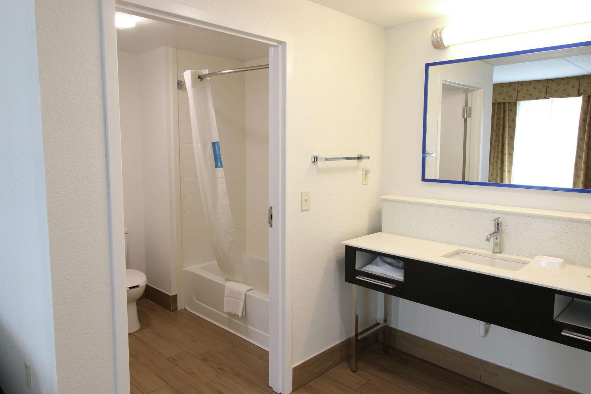 Hampton & Palm Coast Hotel 3*