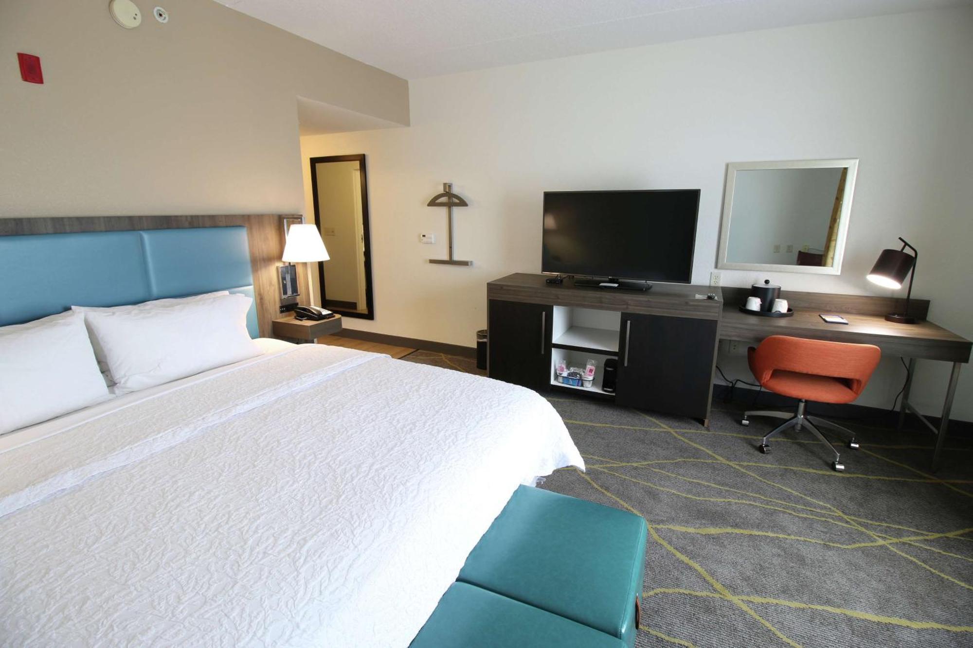 Hampton & Palm Coast Hotel
