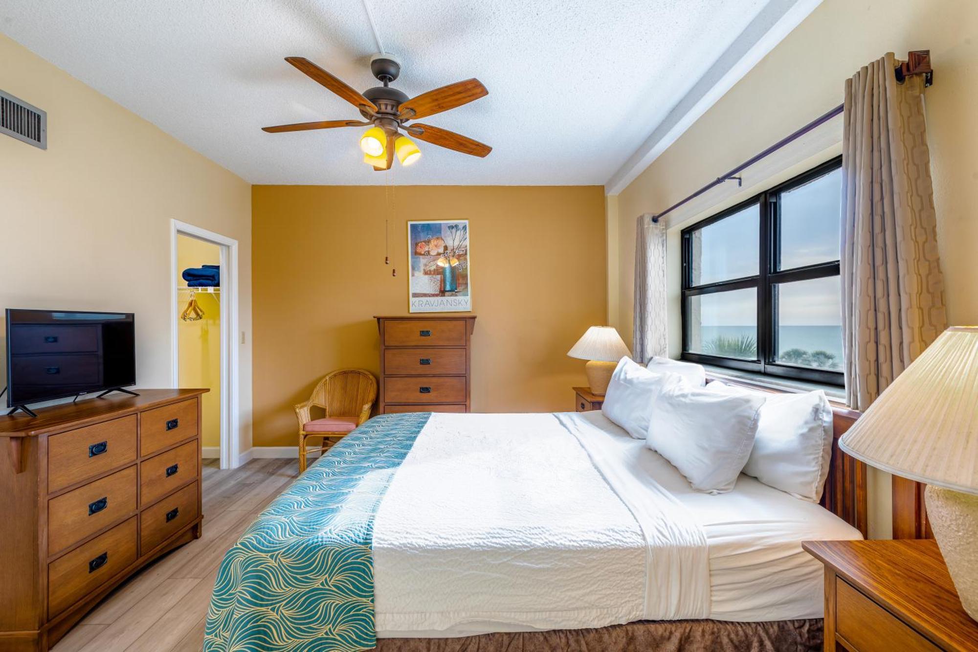 Aparthotel Seasons Vacation By Liberte Madeira Beach