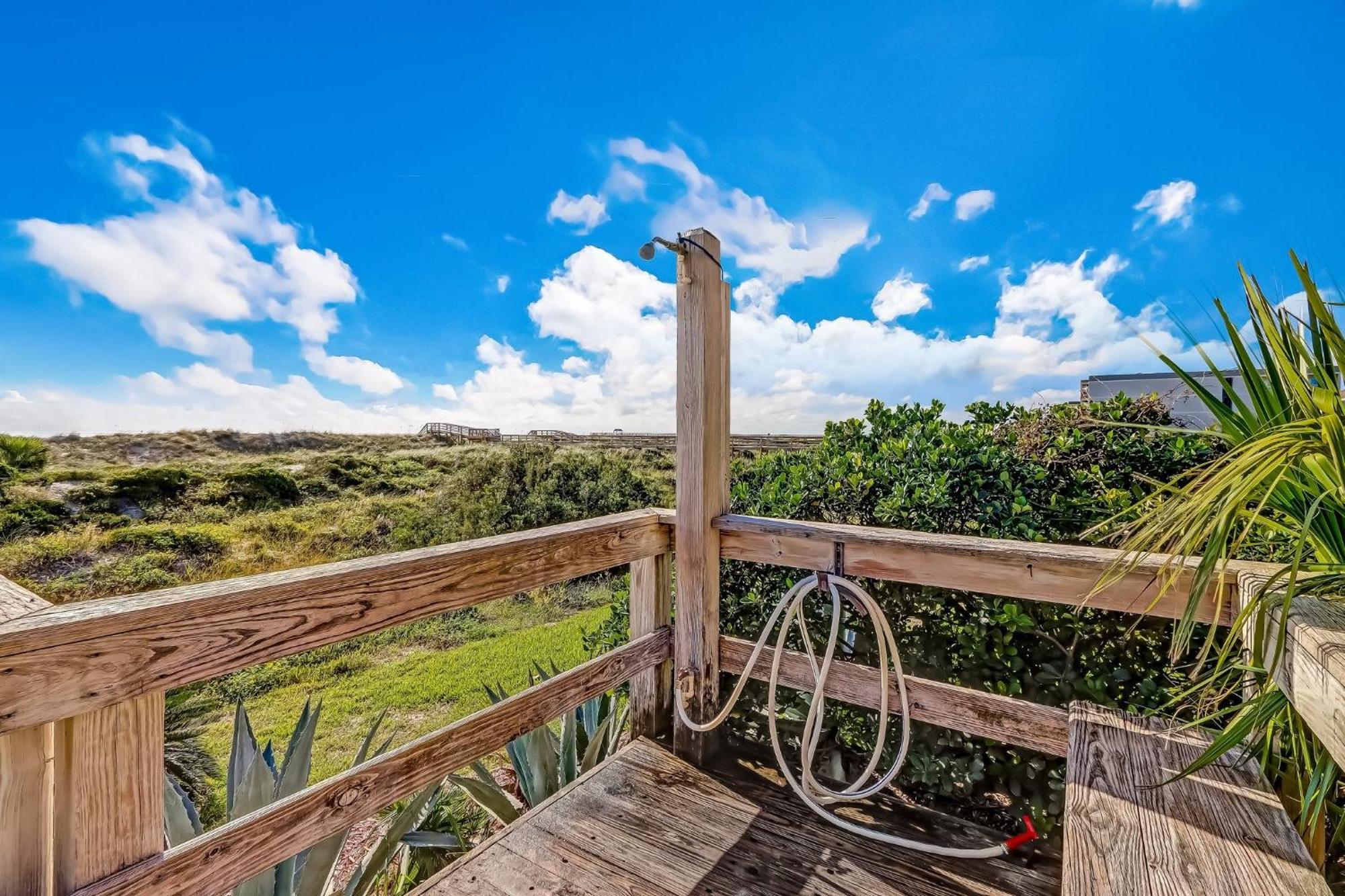 Apartment W Salt Water Pool Fernandina Beach