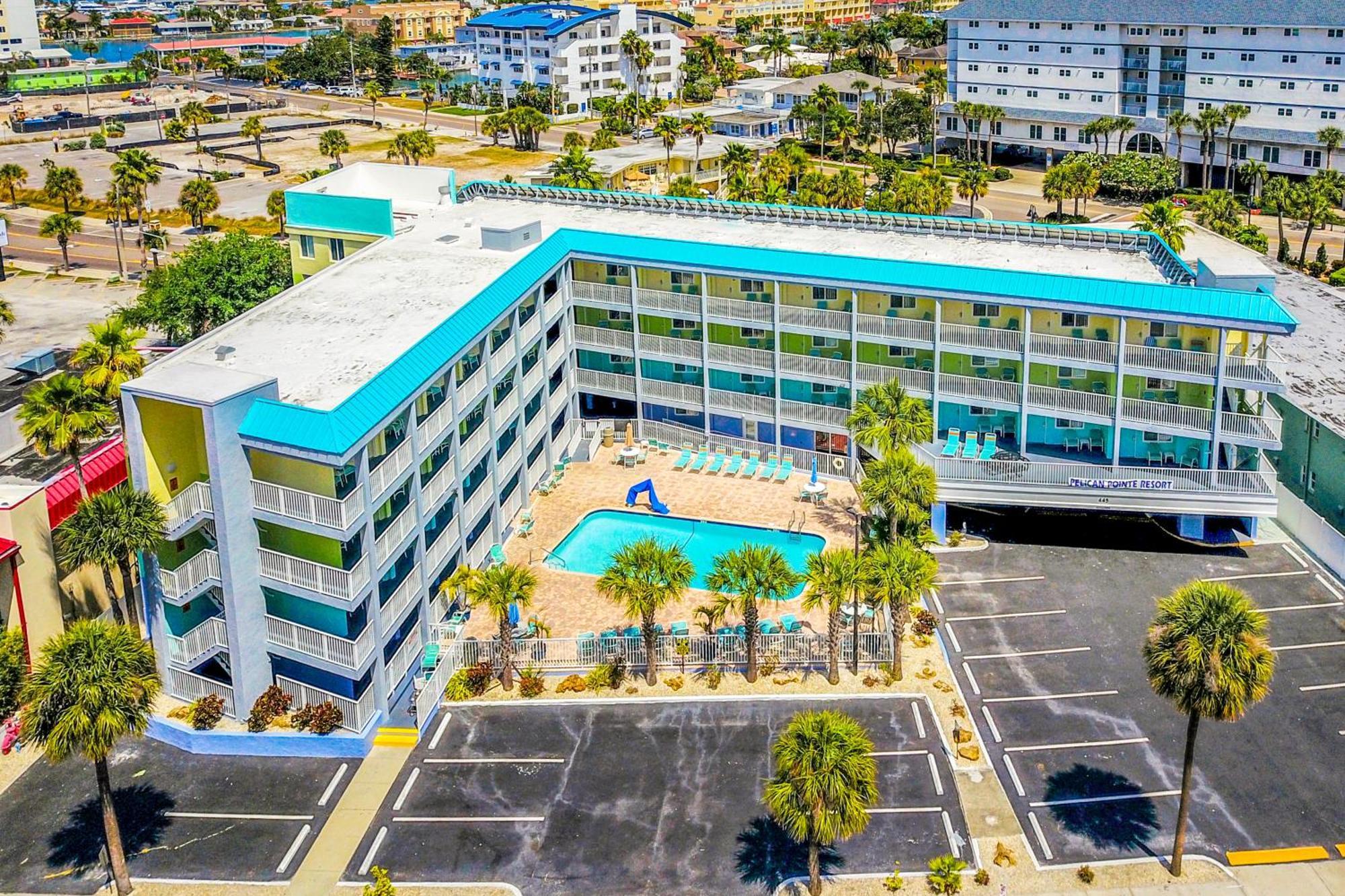 Pelican Pointe Apartment *