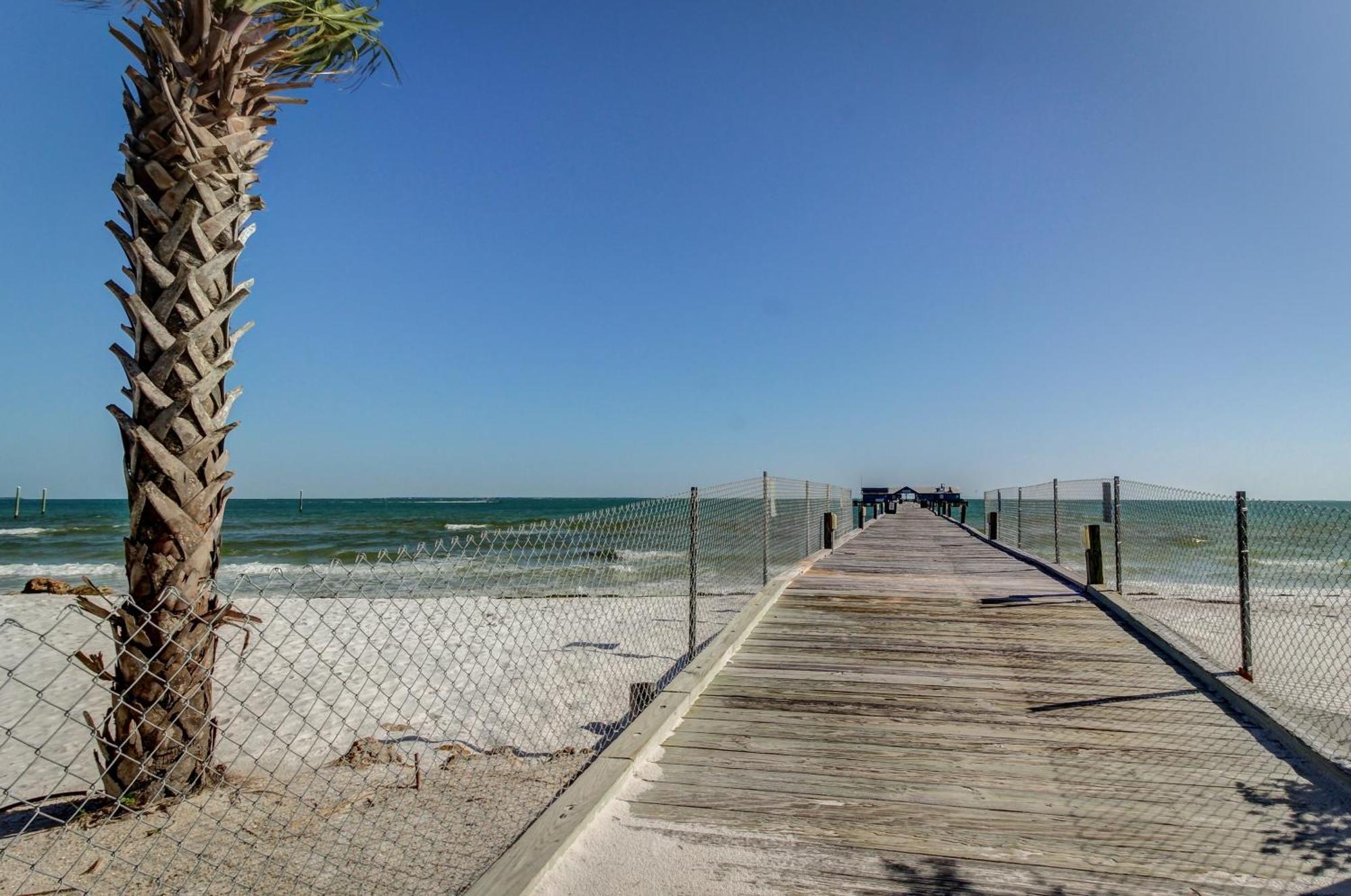 Highland Avenue Heaven Bradenton Beach