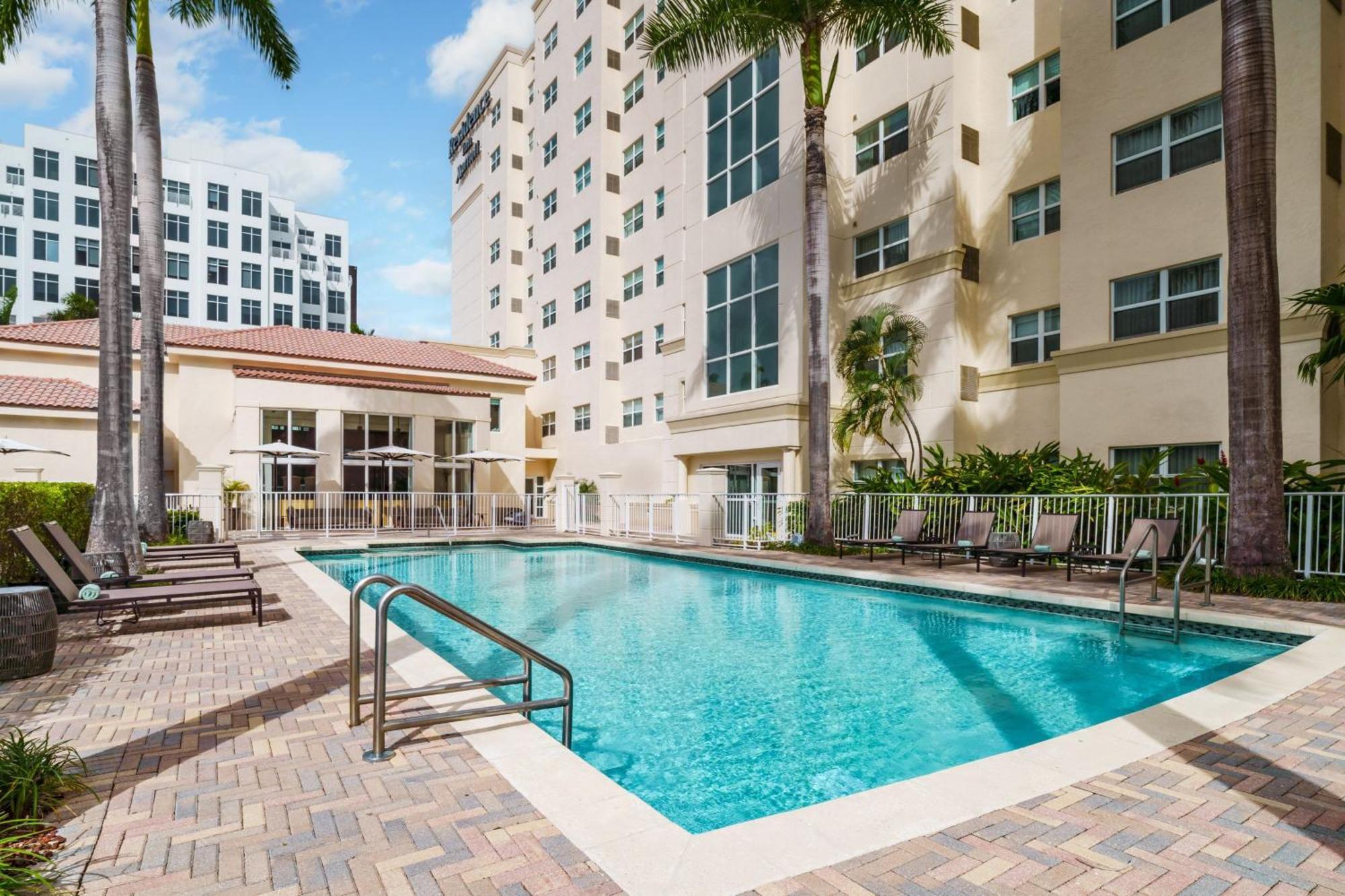 By Marriott Miami Mall Aventura