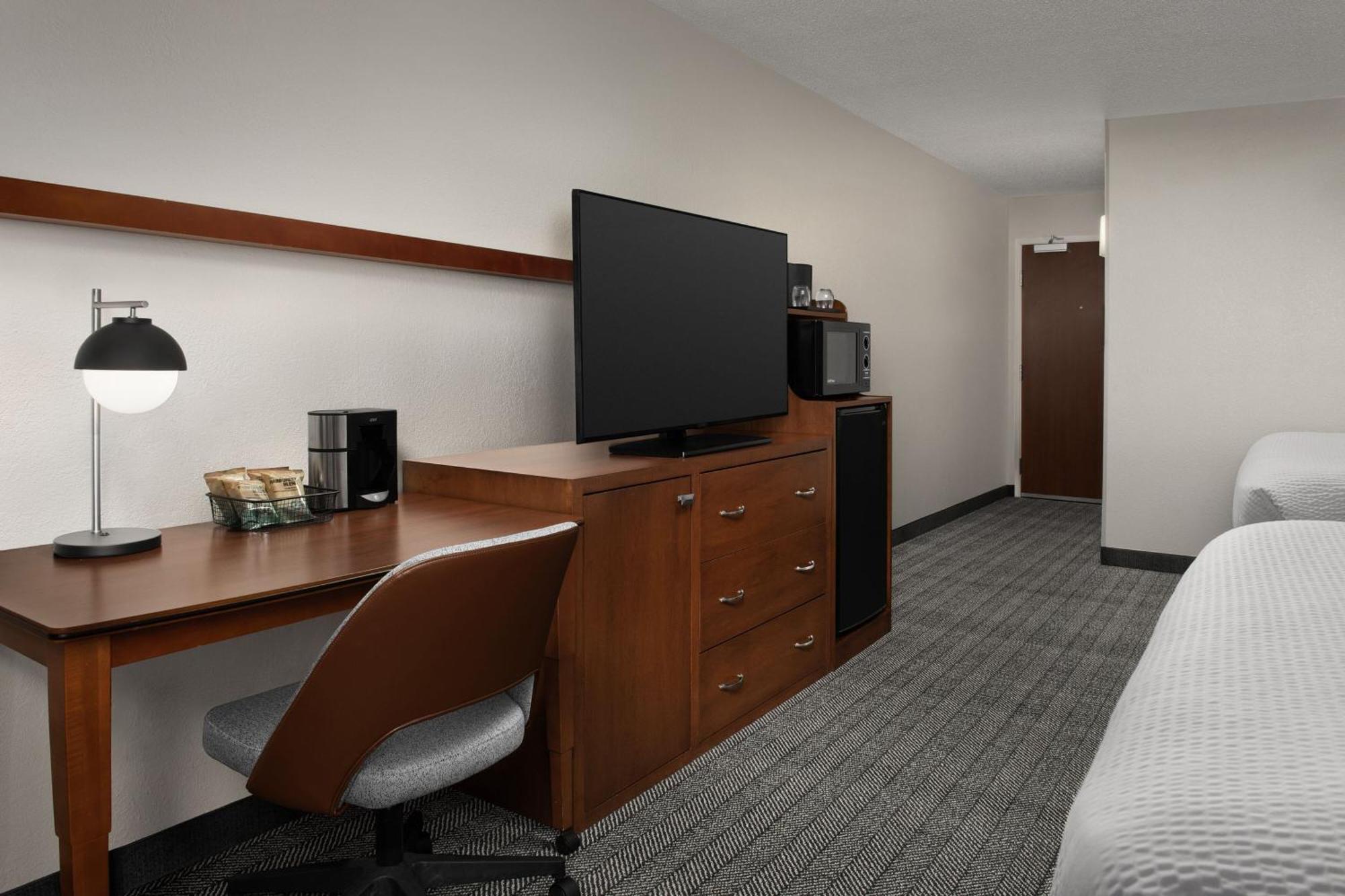 Courtyard By Marriott 3* Panama City