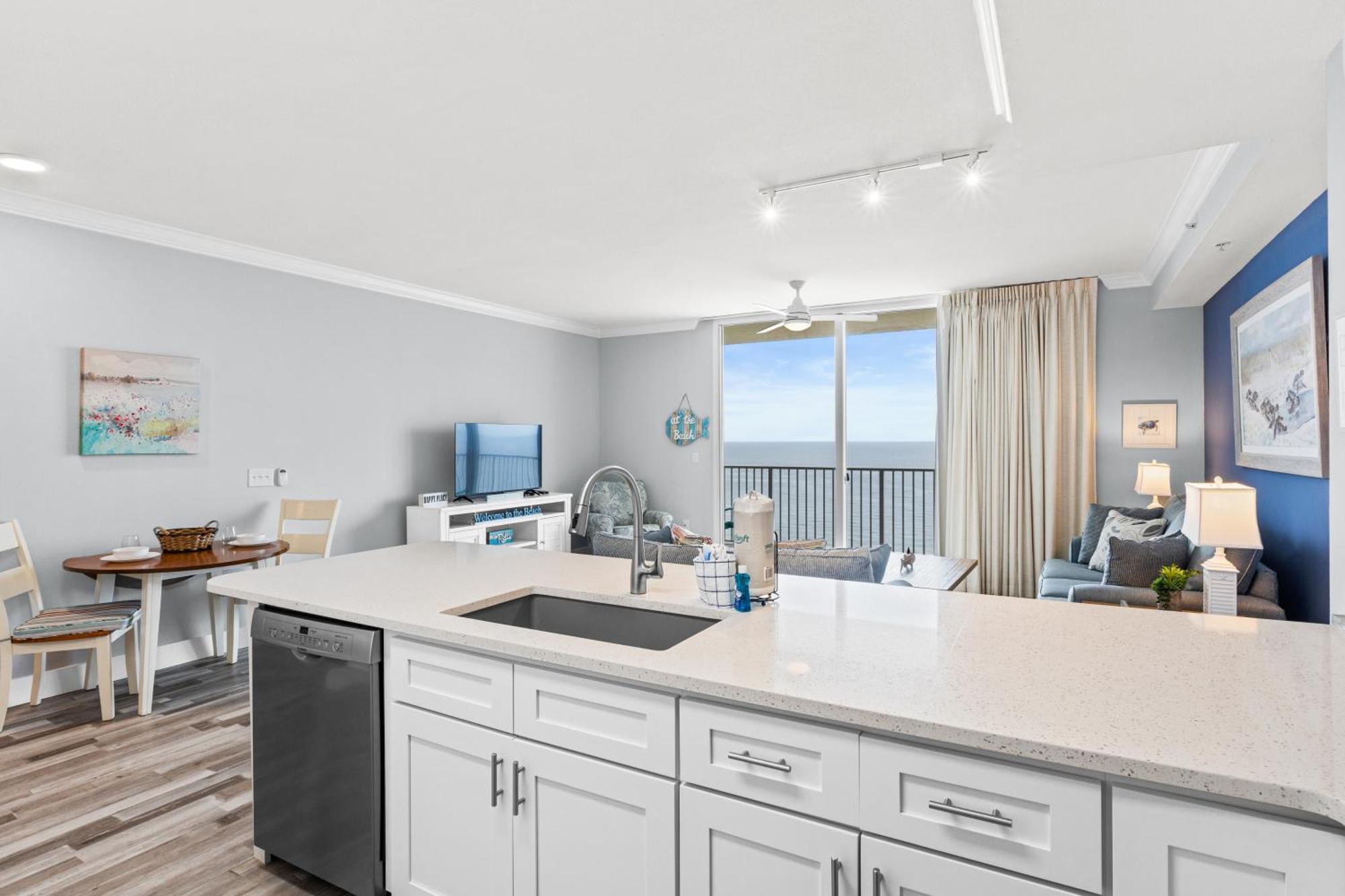 Tidewater #1803 By Book That Holiday home