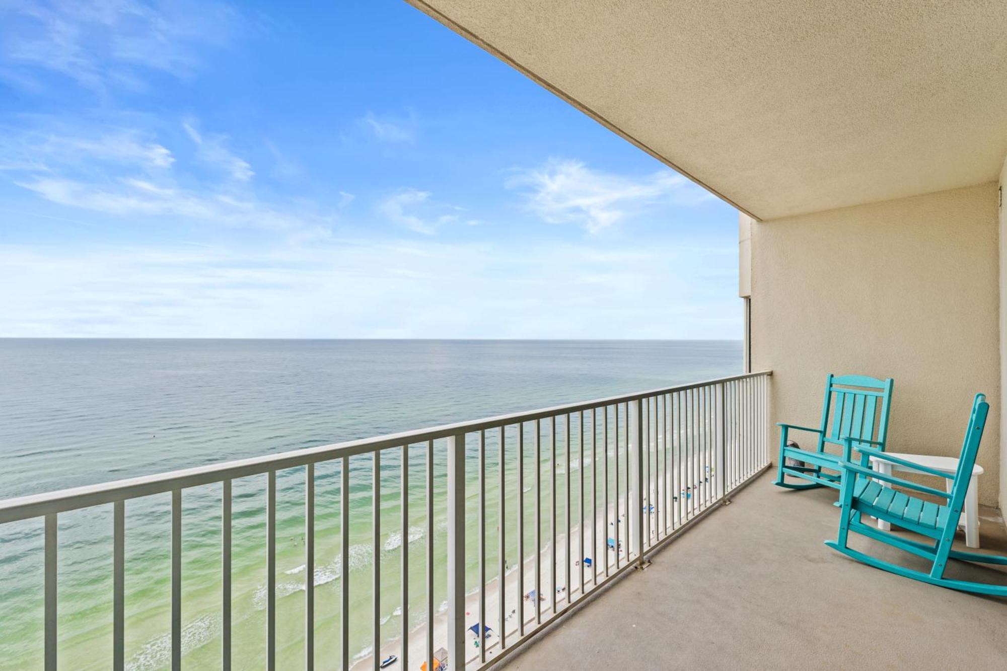 Tidewater #1803 By Book That Holiday home