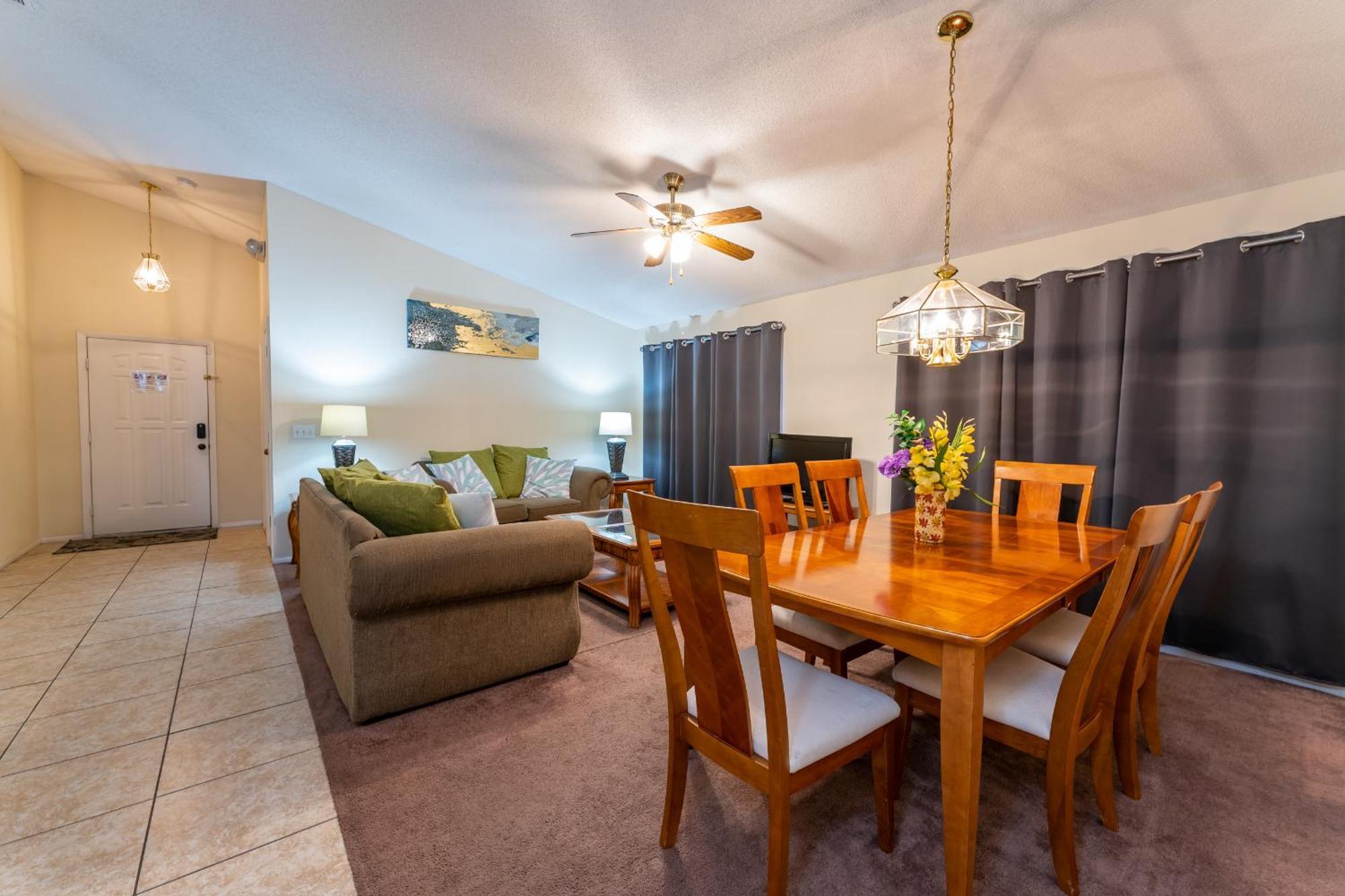 Holiday home Budget Friendly! View With A Private Pool Nearby To Davenport