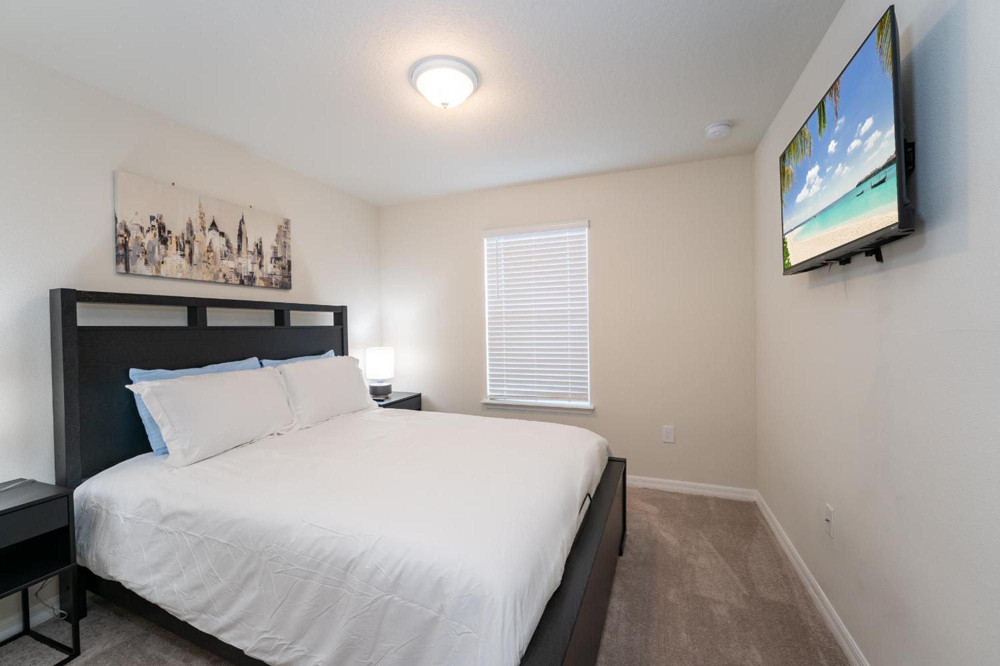 Modern Townhome With Amenities Holiday home *