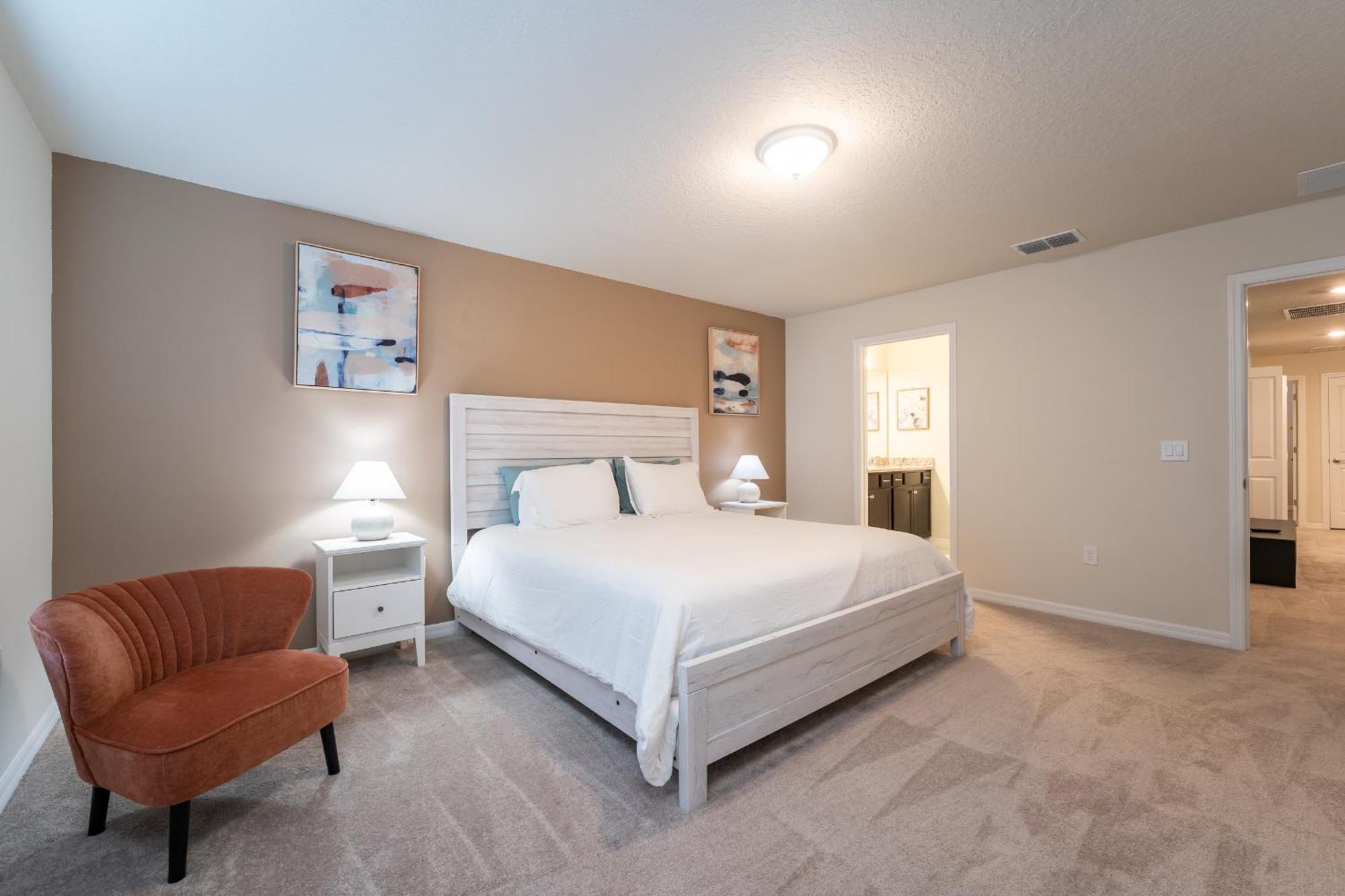 Modern Townhome With Amenities Holiday home *