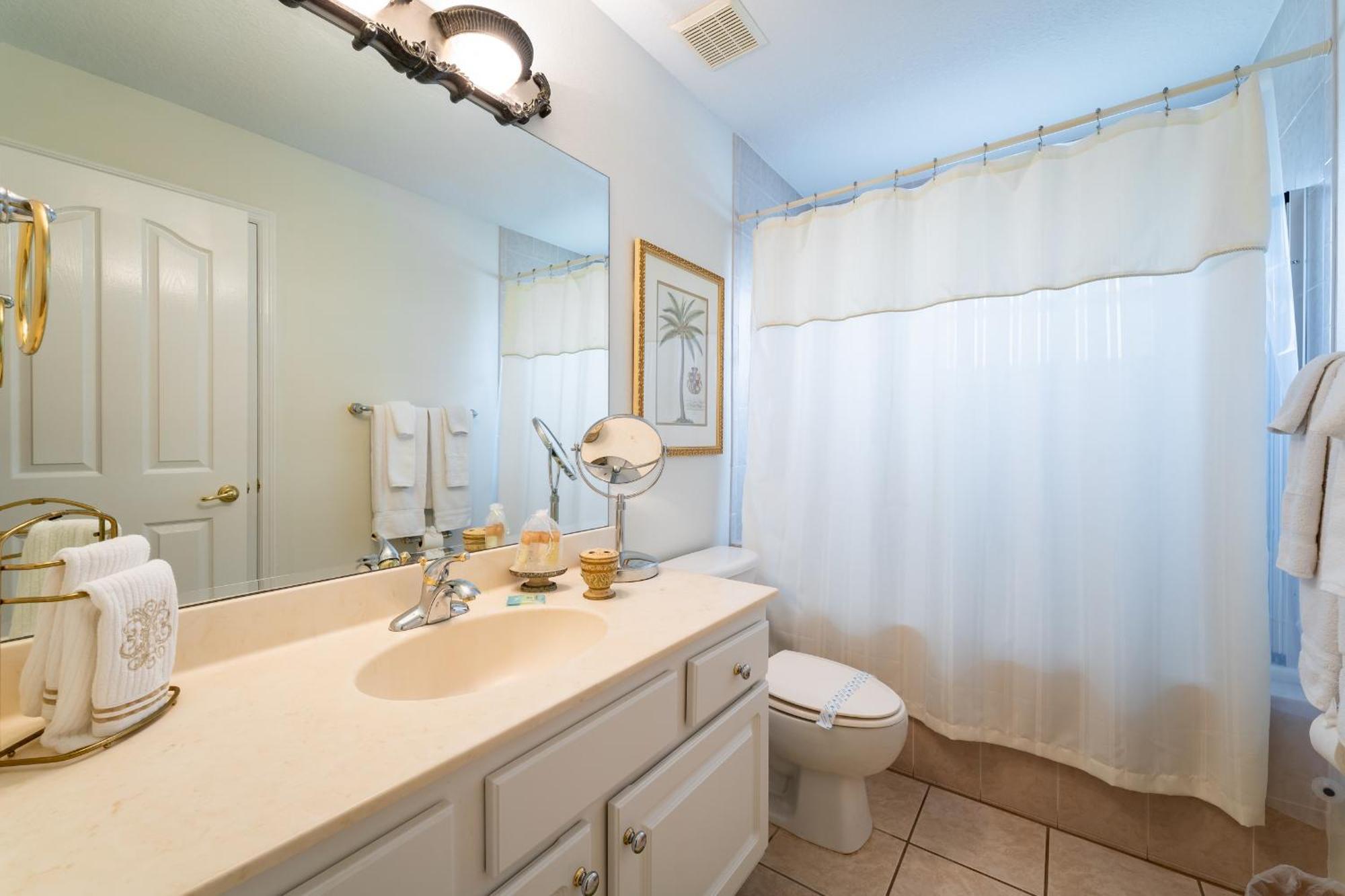 Budget Friendly Pool In Quiet Gated Community Holiday home *