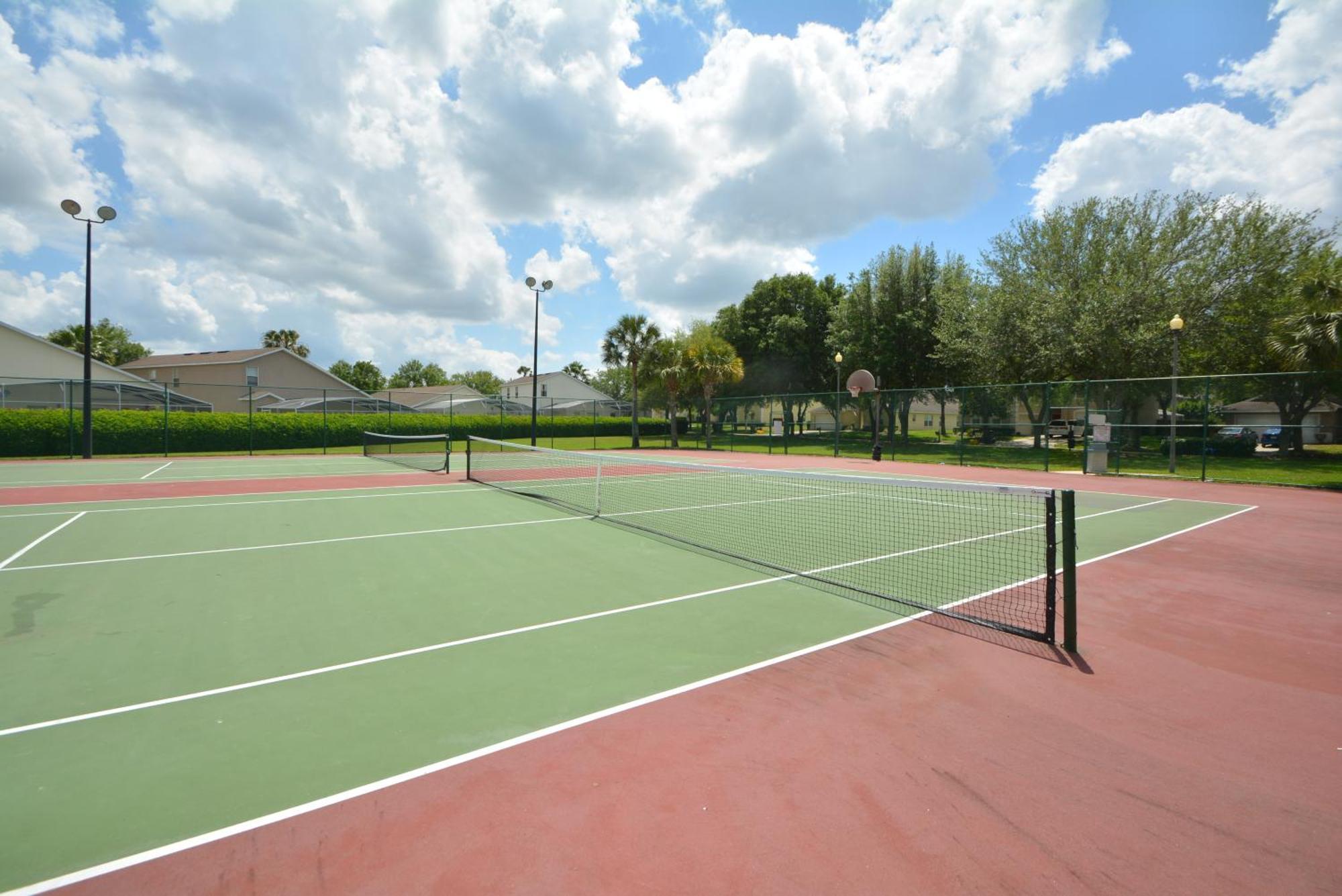 Budget Friendly! View With A Private Pool Nearby To Holiday home *