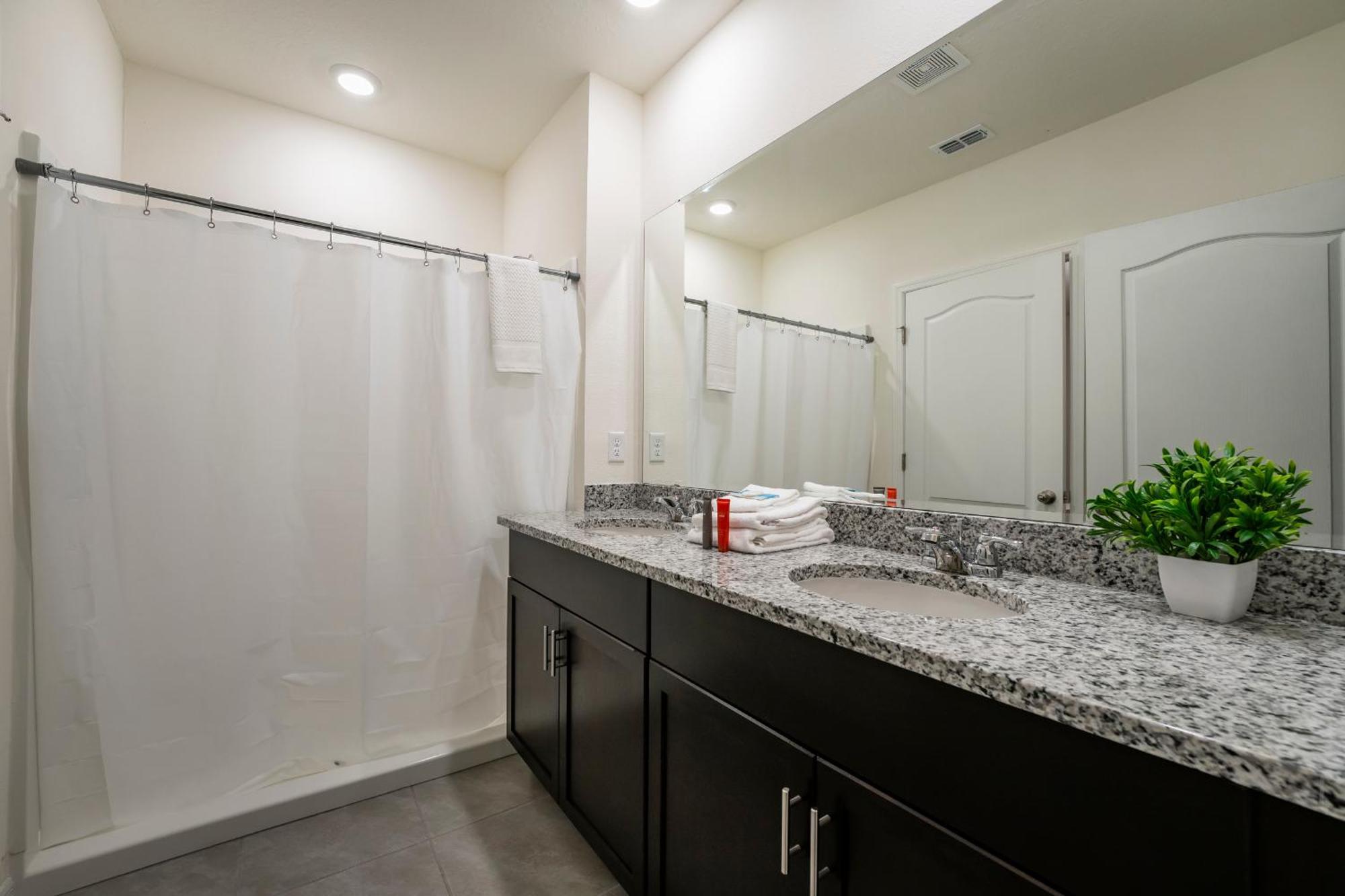 Holiday home Amenities, Outdoor Kitchen, Themed, Game And Movie