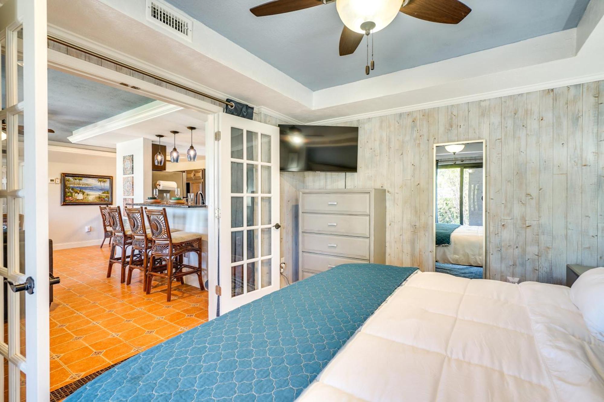 Vacation With Heated Pool! Holiday home *