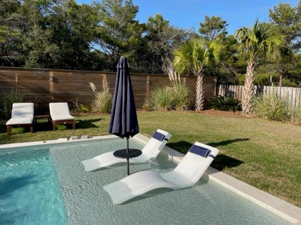 Pelican Trace
