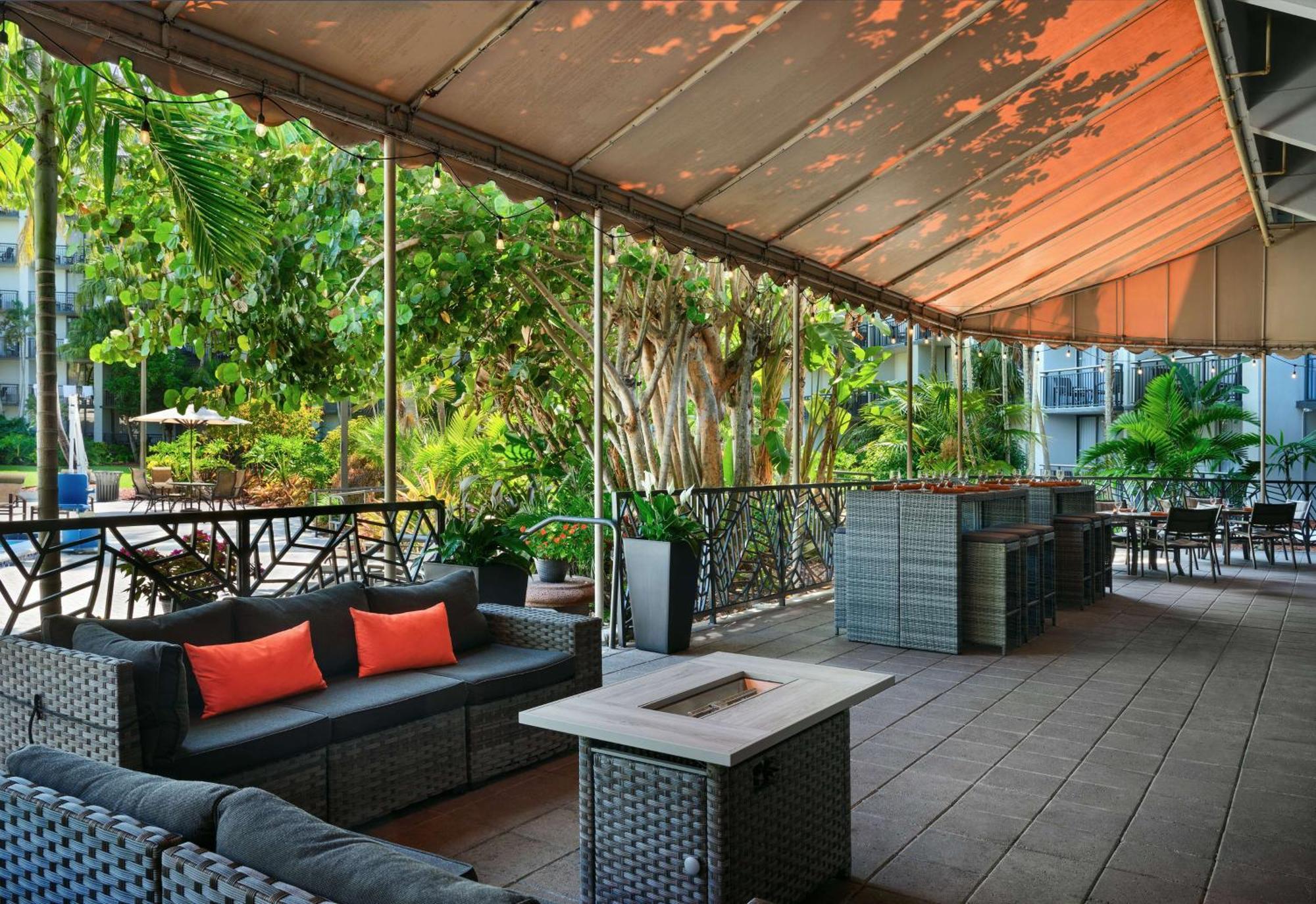 Doubletree By Hilton Palm Gardens 4*