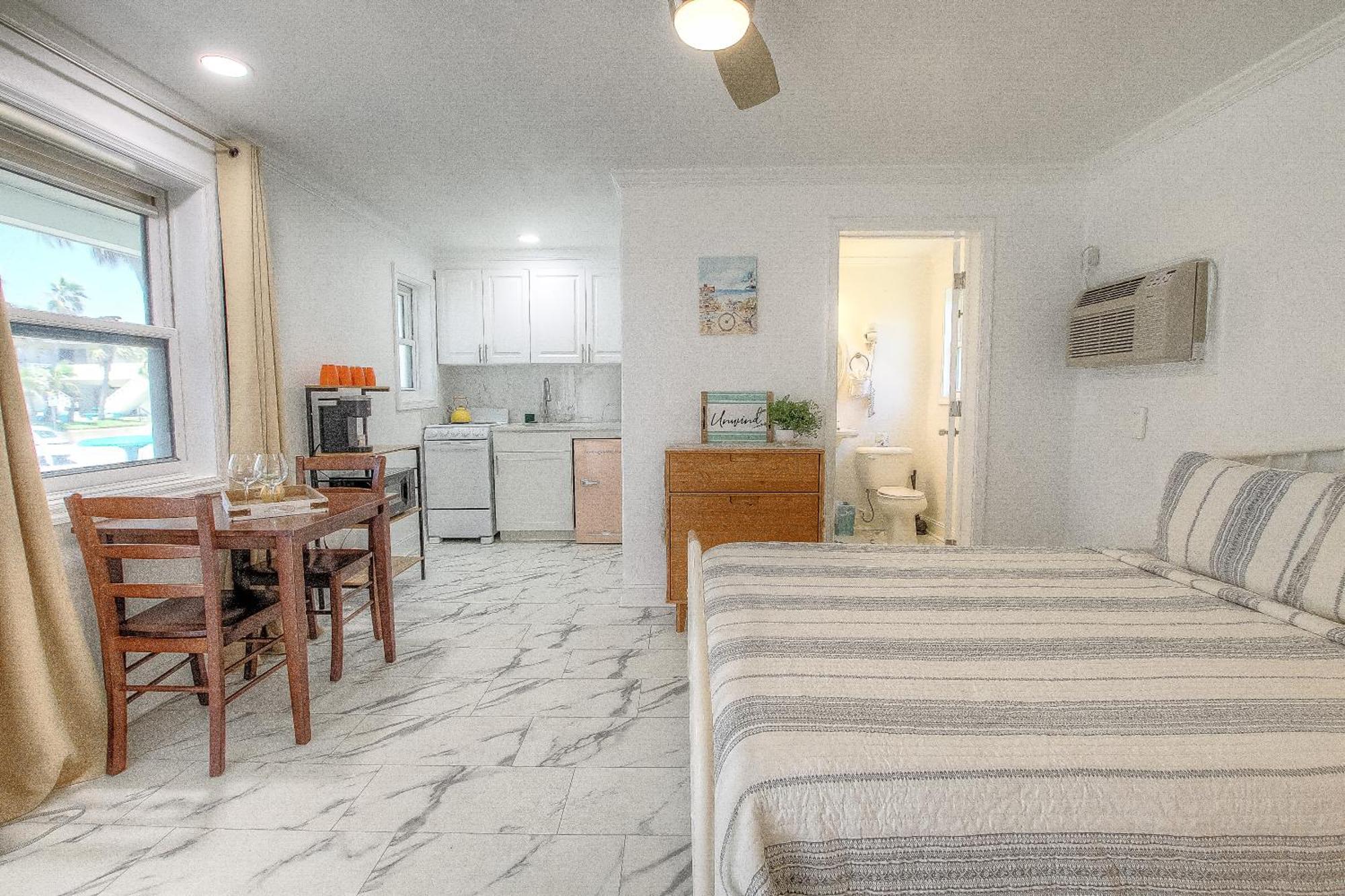 Motel Daytona Shores And