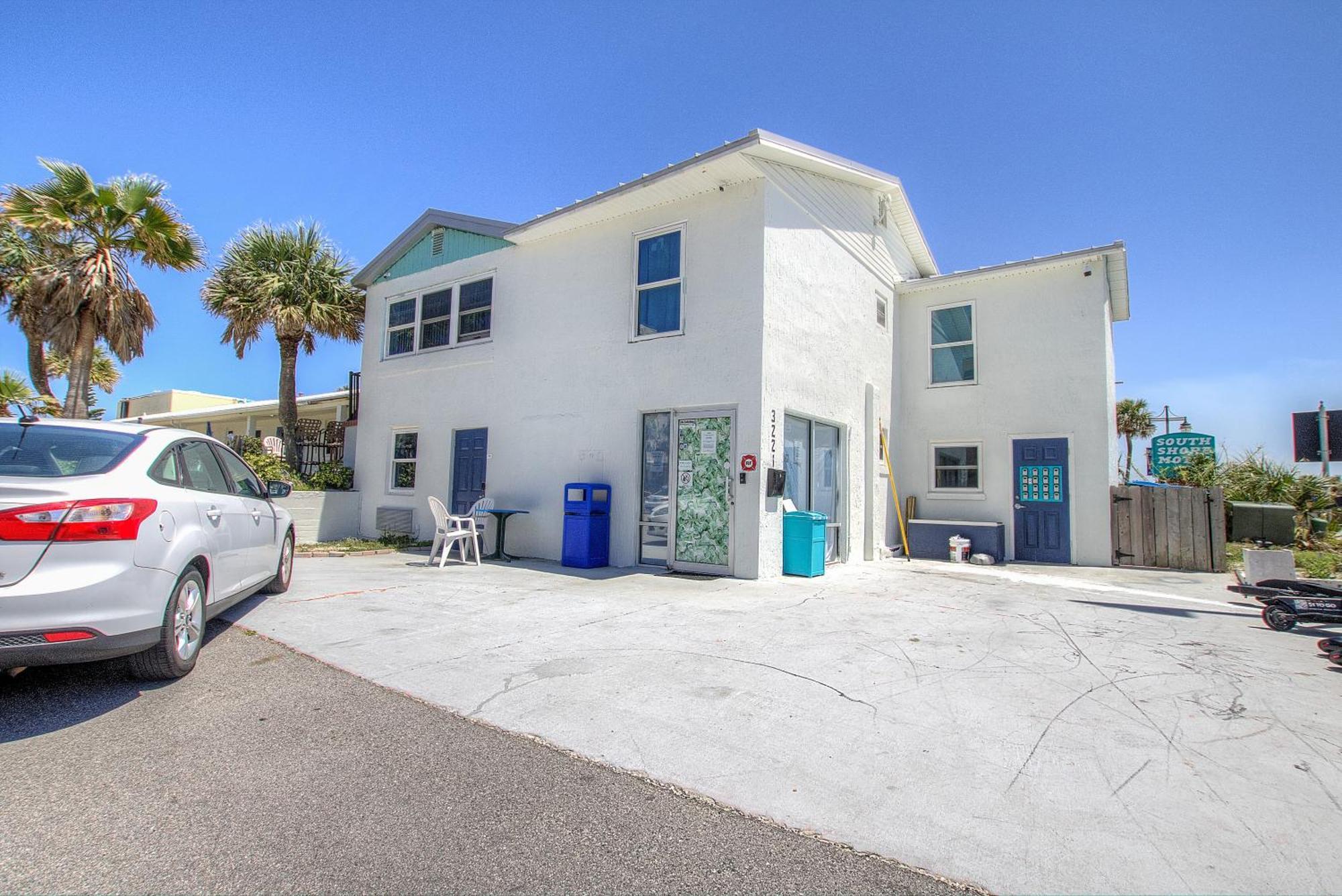 Daytona Shores And Motel