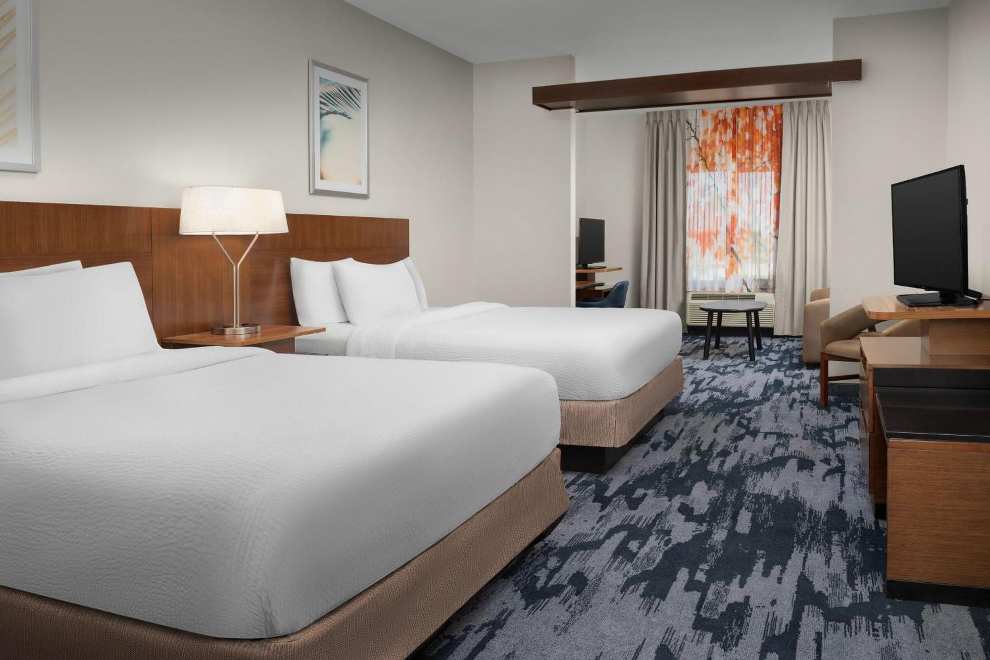 Hotel Fairfield Inn & Suites By Marriott Panama City Beach Upper Grand Lagoon