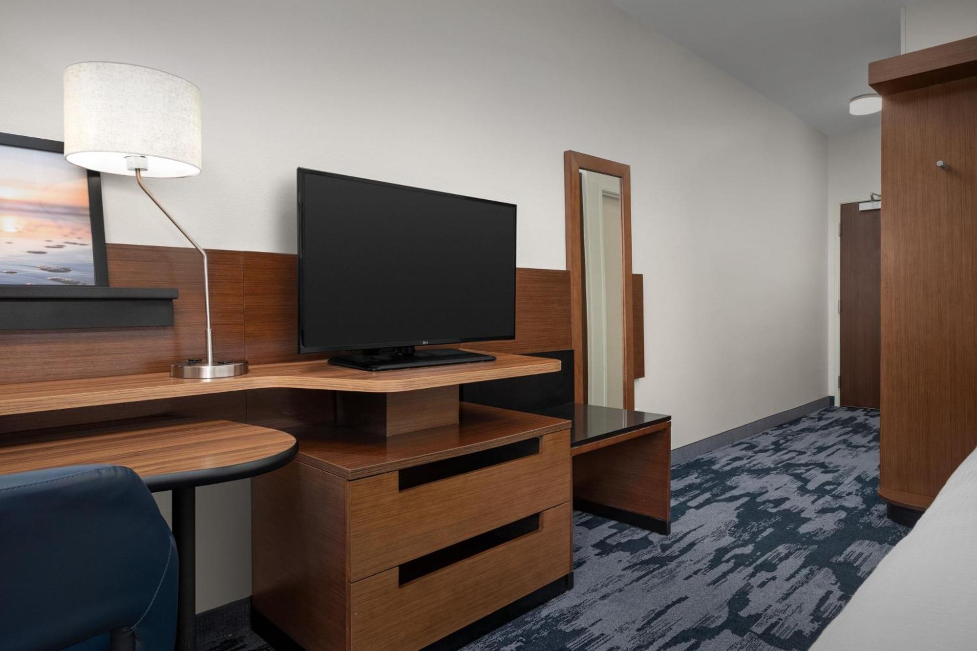 Fairfield Inn & Suites By Marriott Panama City Beach Hotel
