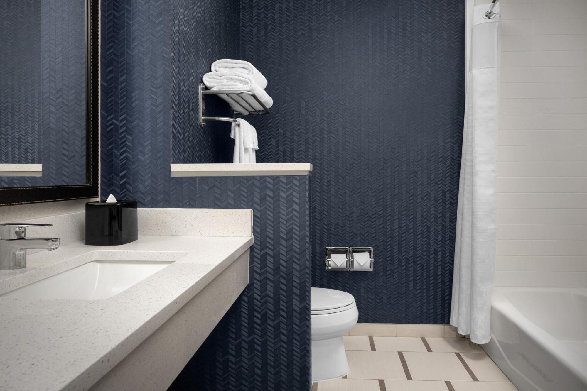 Hotel Fairfield Inn & Suites By Marriott Panama City Beach 3*